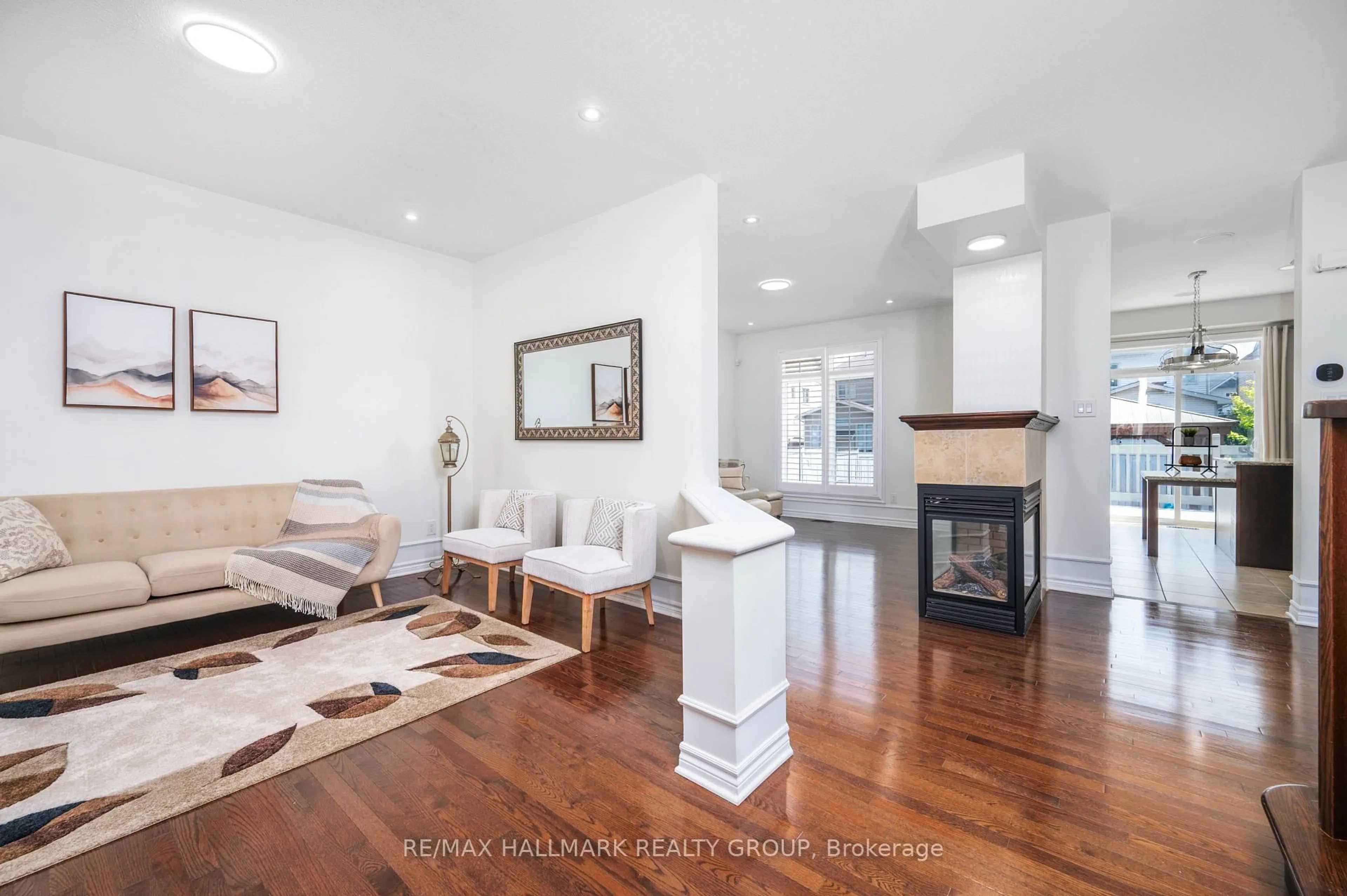 Unknown for 203 BLACK SAGE Cres, Ottawa Ontario K1V 2J7