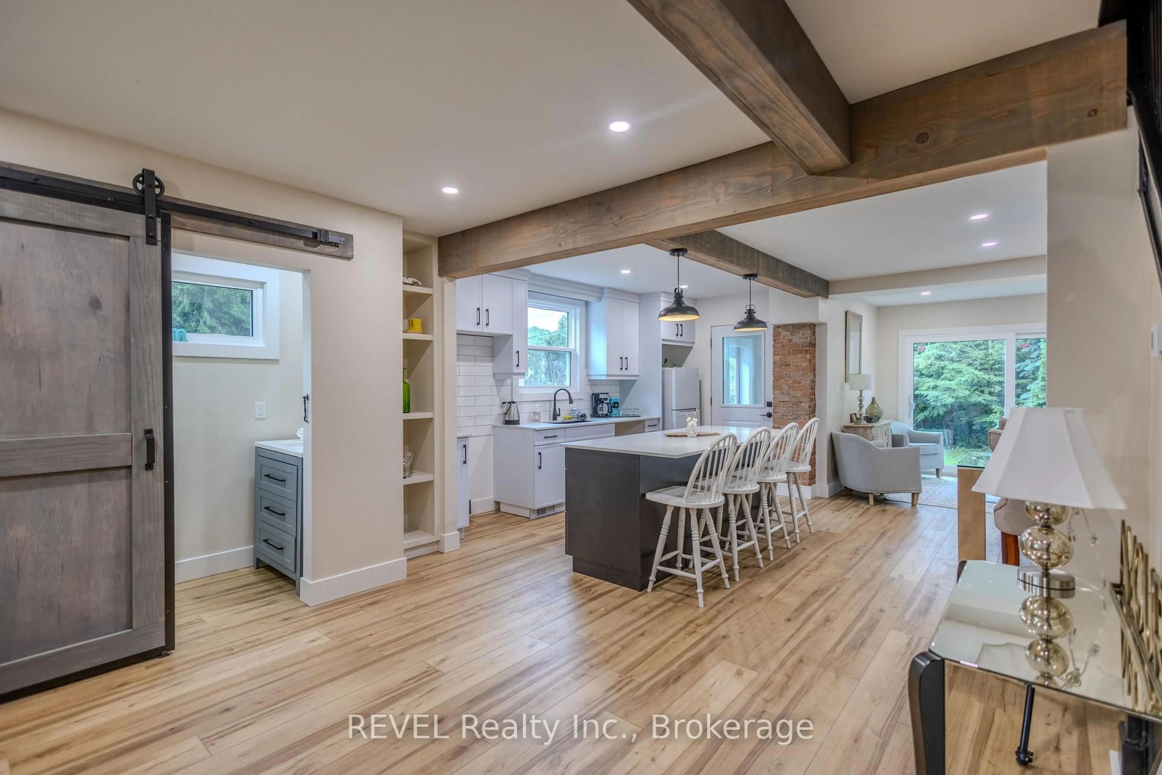 Open concept kitchen, unknown for 52 Albert St, St. Catharines Ontario L2R 2G9