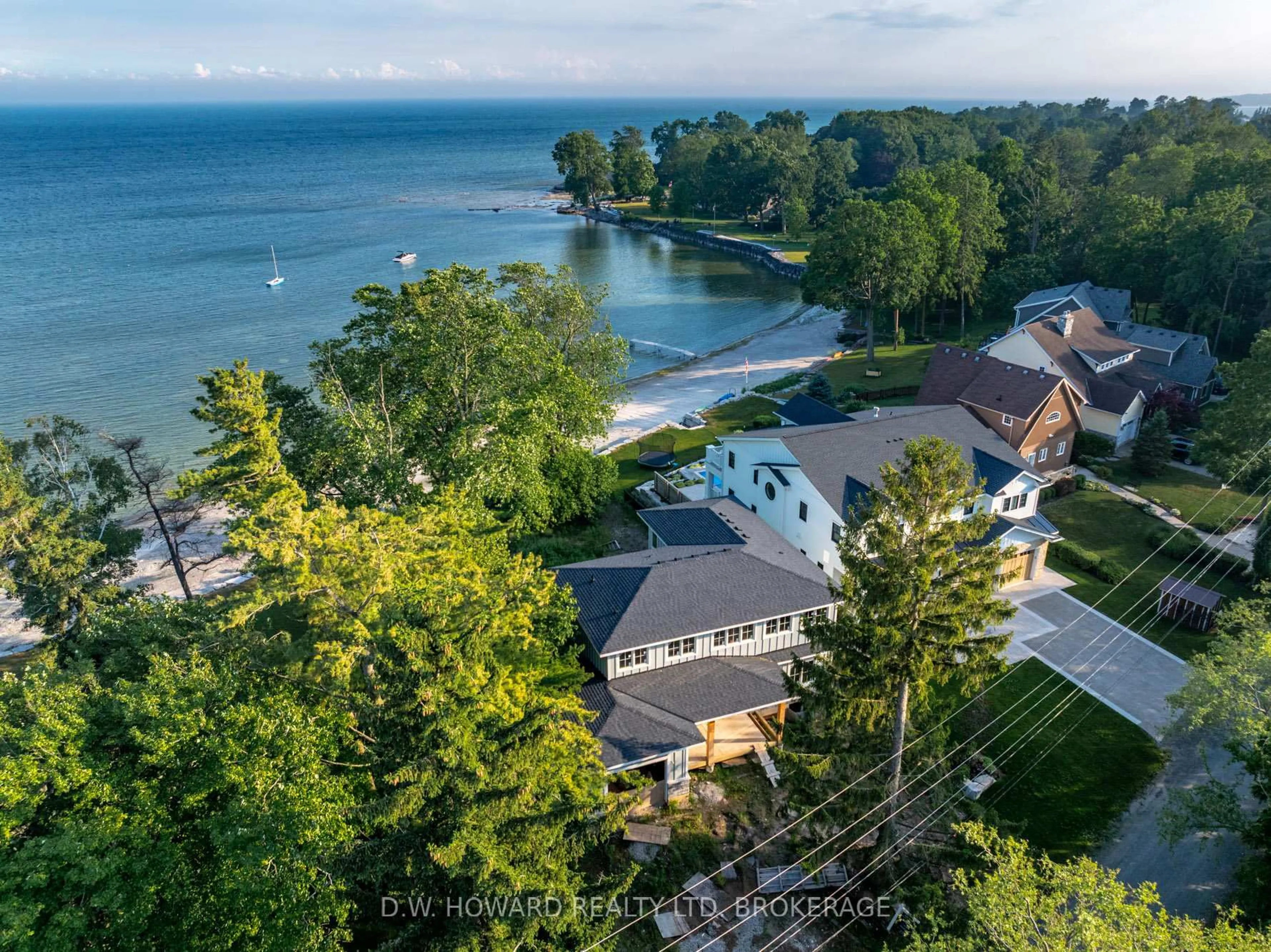A pic from outside/outdoor area/front of a property/back of a property/a pic from drone, water/lake/river/ocean view for 3561 YACHT HARBOUR Rd, Fort Erie Ontario L0S 1N0