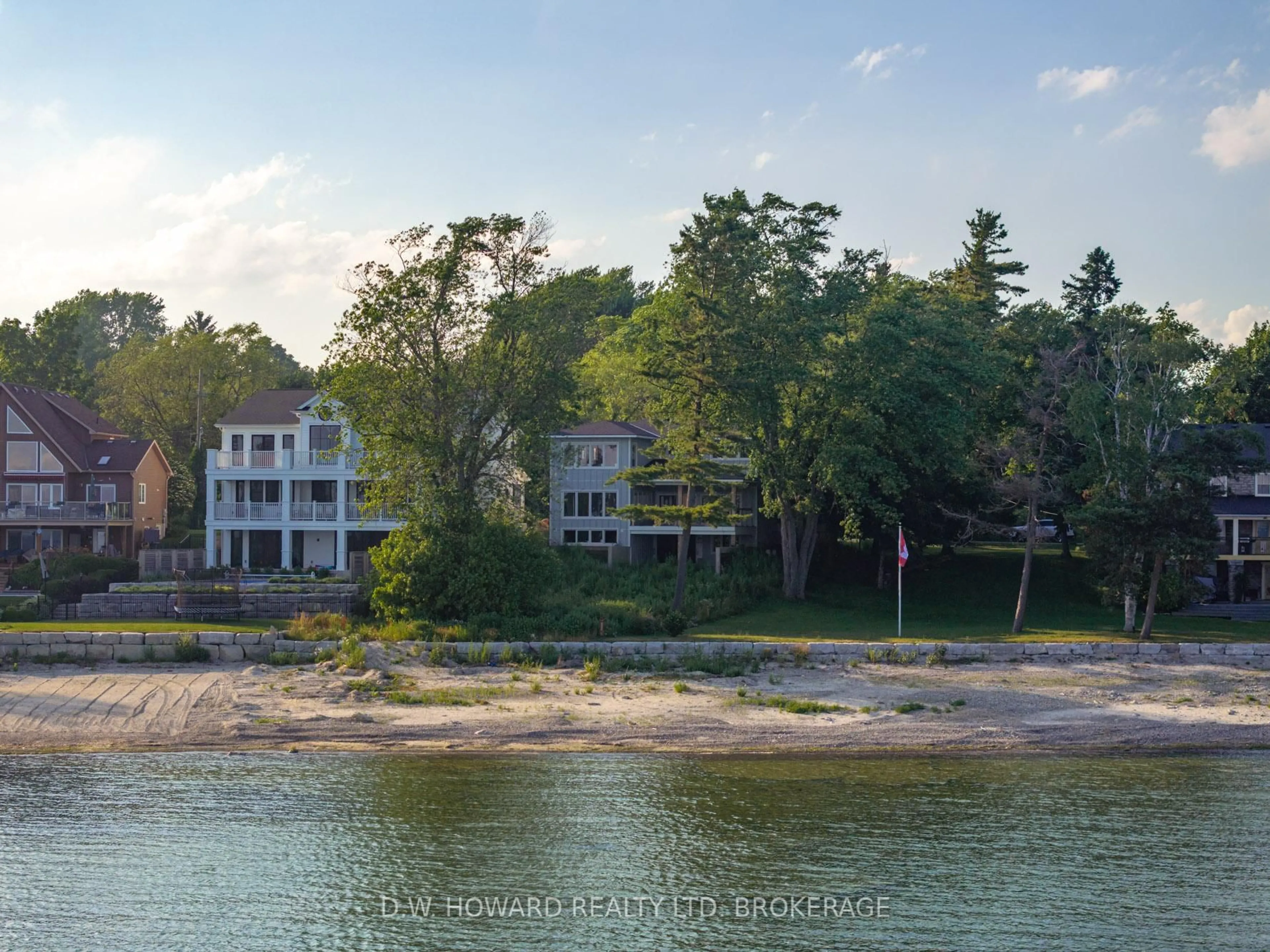 A pic from outside/outdoor area/front of a property/back of a property/a pic from drone, water/lake/river/ocean view for 3561 YACHT HARBOUR Rd, Fort Erie Ontario L0S 1N0