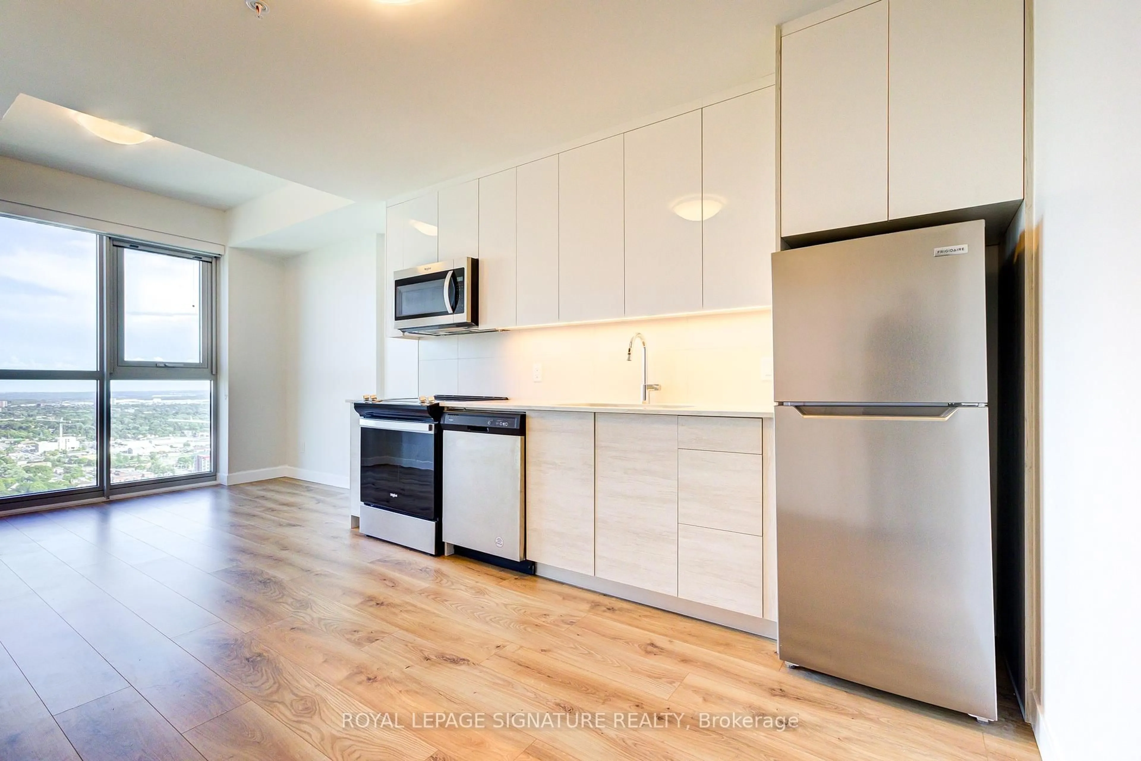 Standard kitchen, wood/laminate floor for 60 Frederick St #3901, Kitchener Ontario N2H 0C7