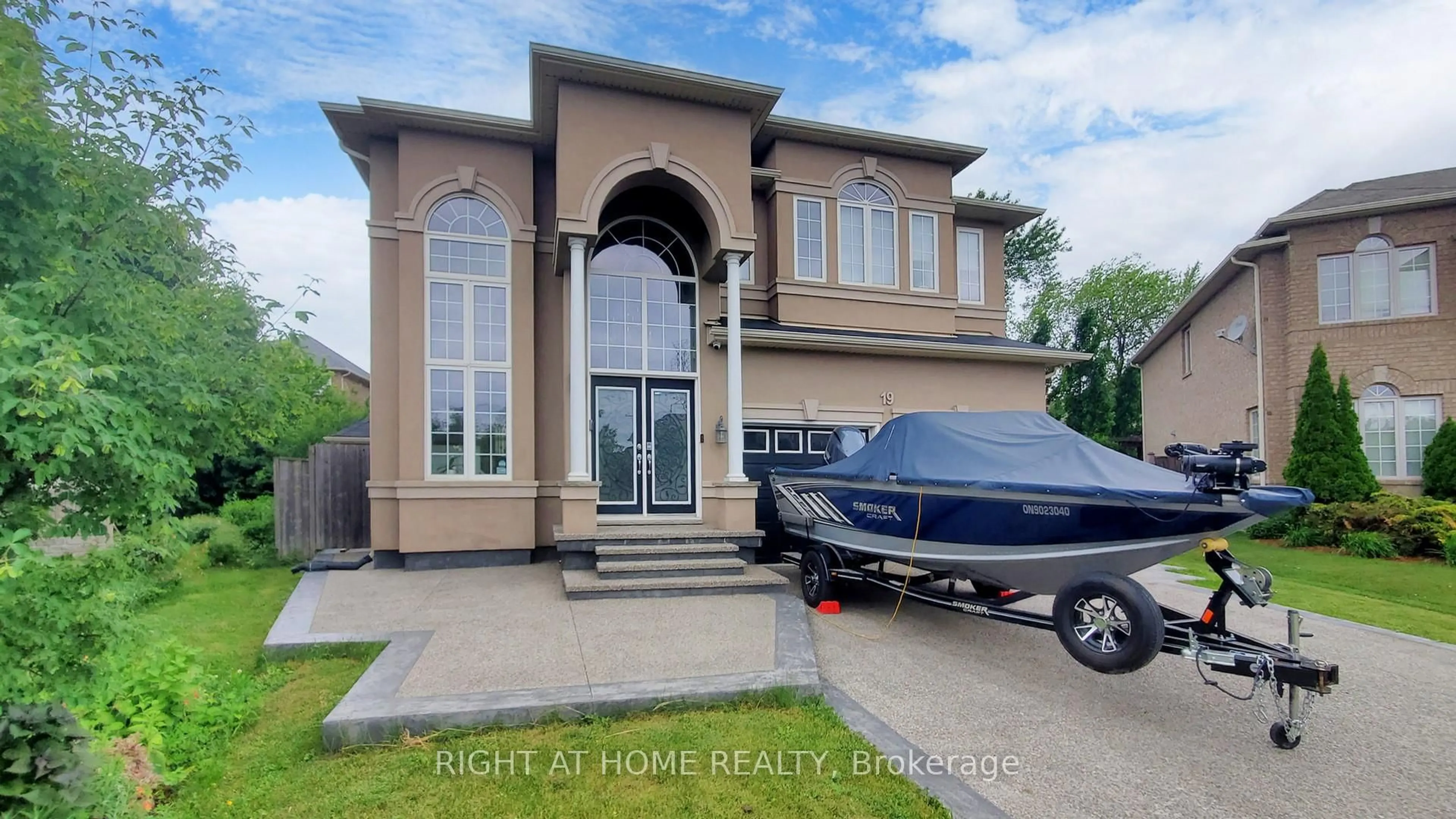 Home with vinyl exterior material, street for 19 Charity Crt, Hamilton Ontario L9K 0A8