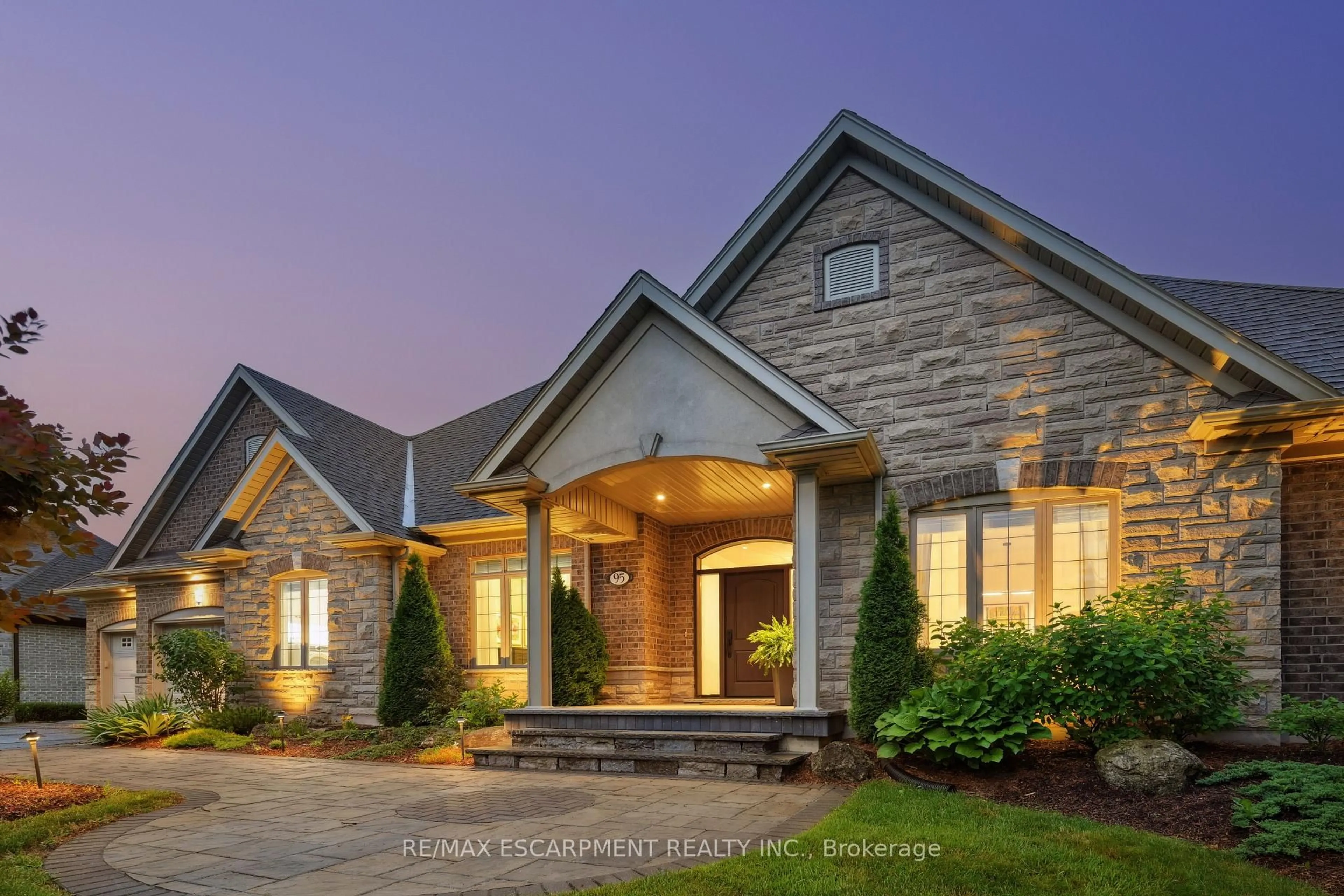 Home with brick exterior material, unknown for 95 Cobblestone Pl, Guelph/Eramosa Ontario N0B 2K0