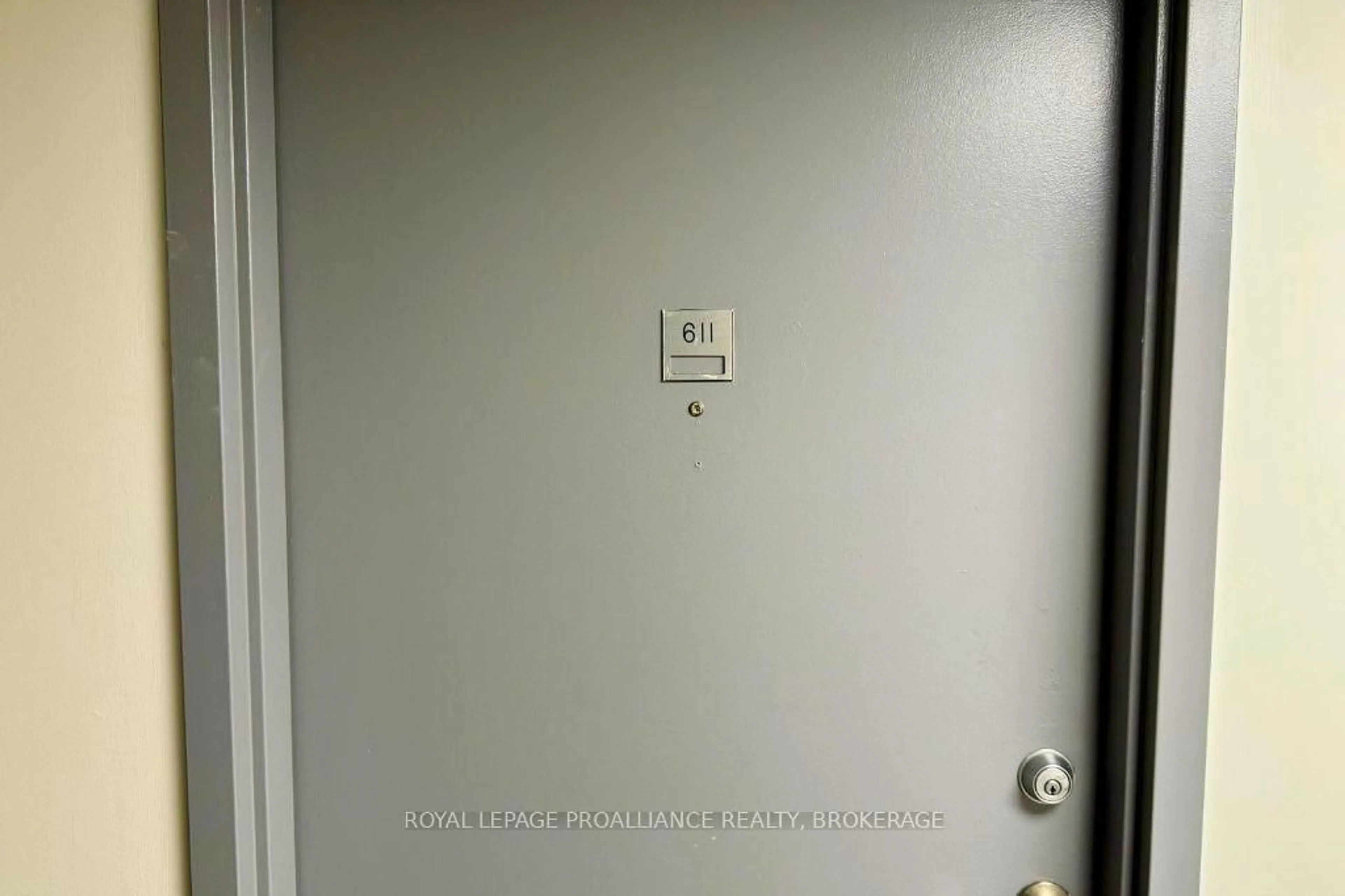 A pic of a room for 745 Davis Dr #611, Kingston Ontario K7M 8J4