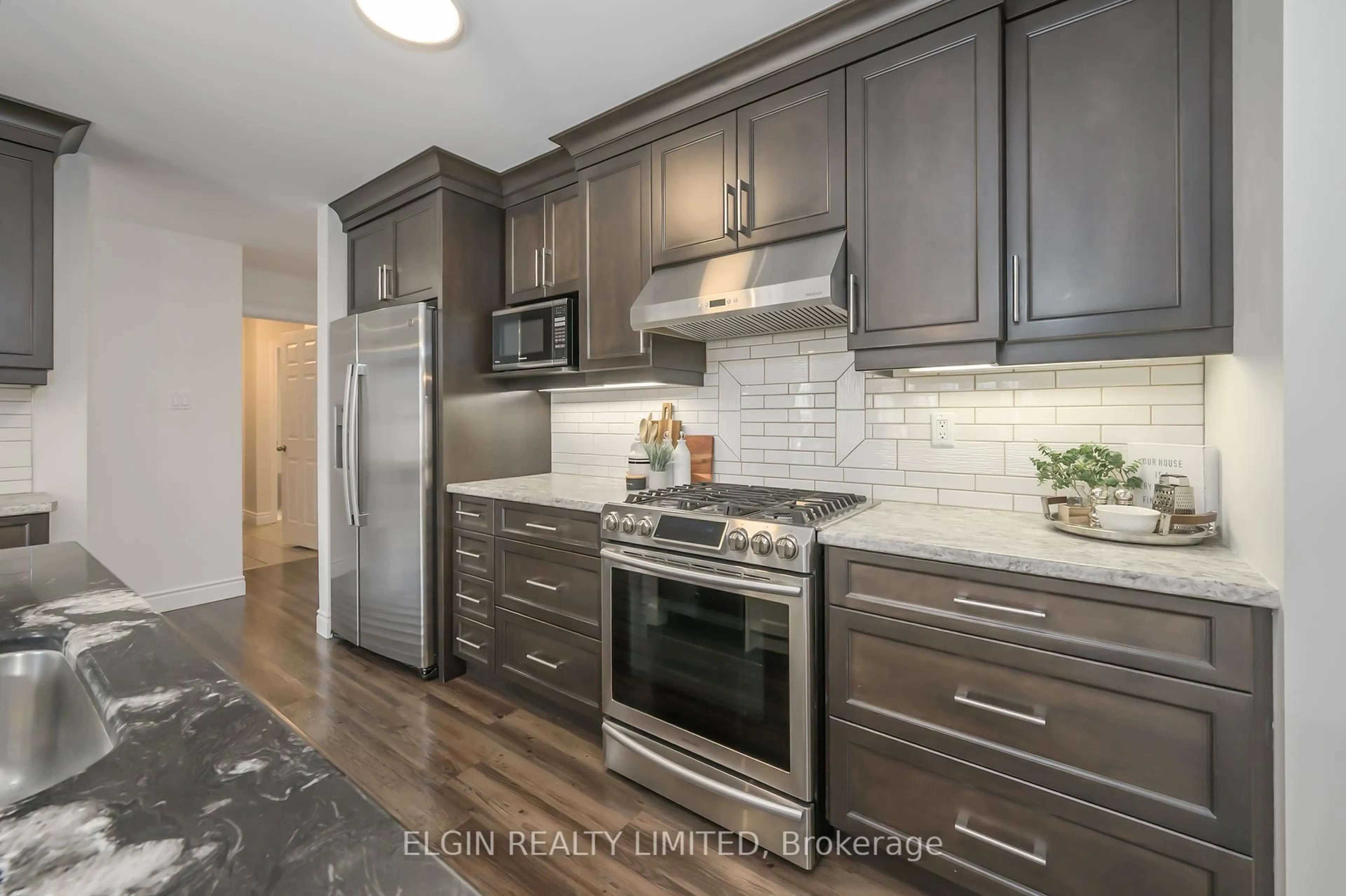 Open concept kitchen, unknown for 42371 Dexter Line, Central Elgin Ontario N0L 2L0