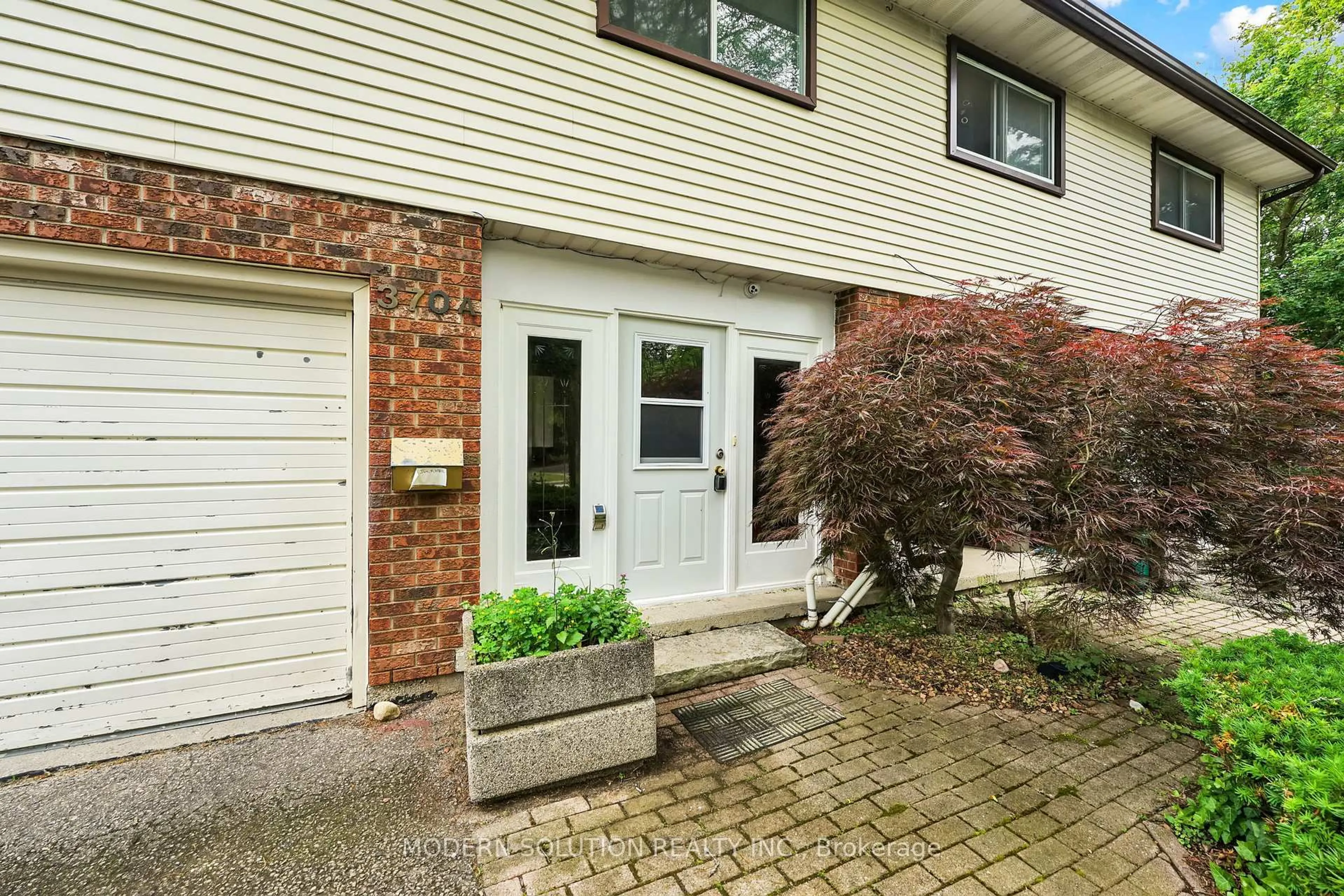 Home with brick exterior material, street for 370A Churchill Crt, Waterloo Ontario N2L 6B4