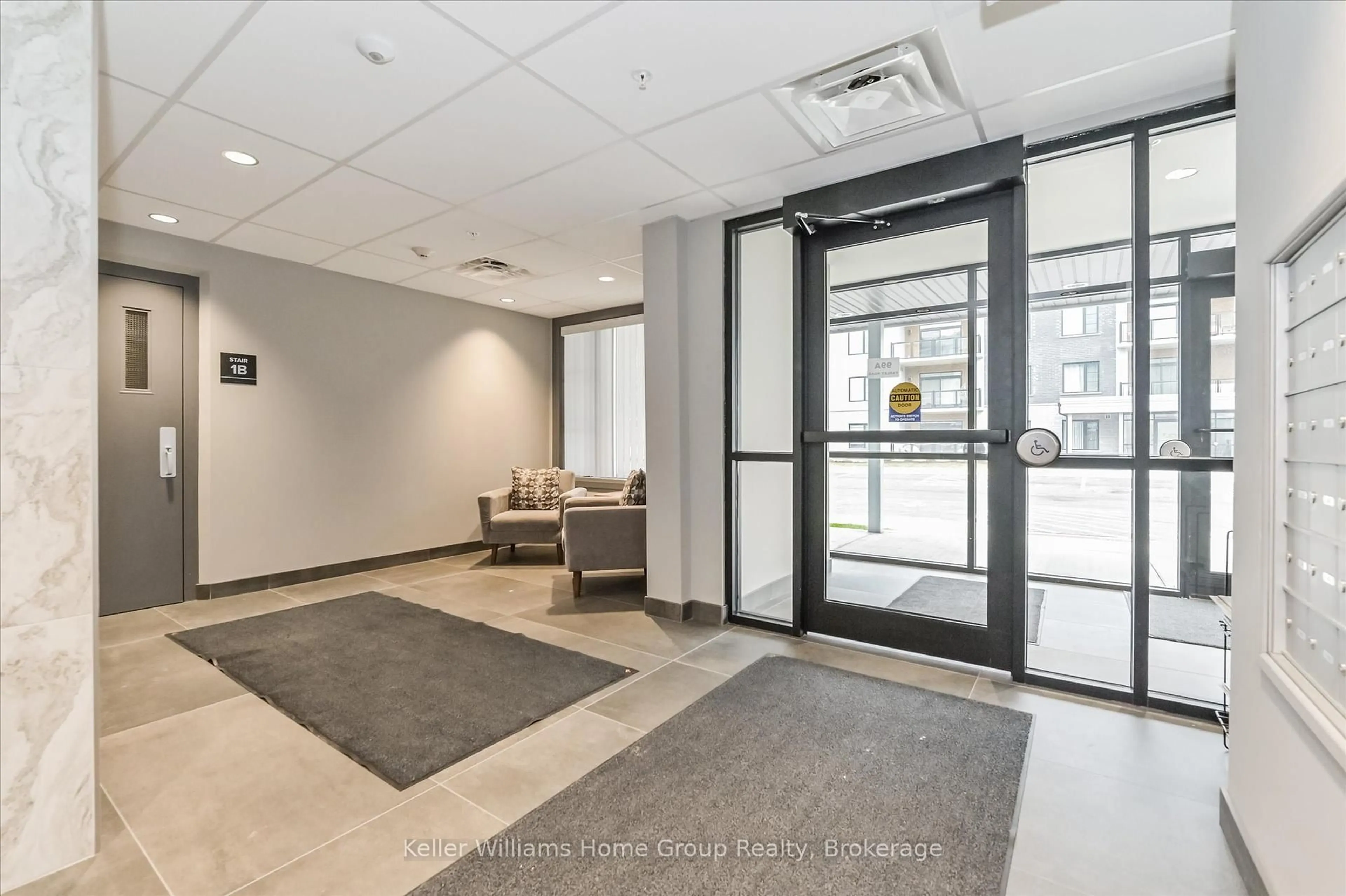 Indoor foyer for 99A Farley Rd #101, Centre Wellington Ontario N1M 0J9
