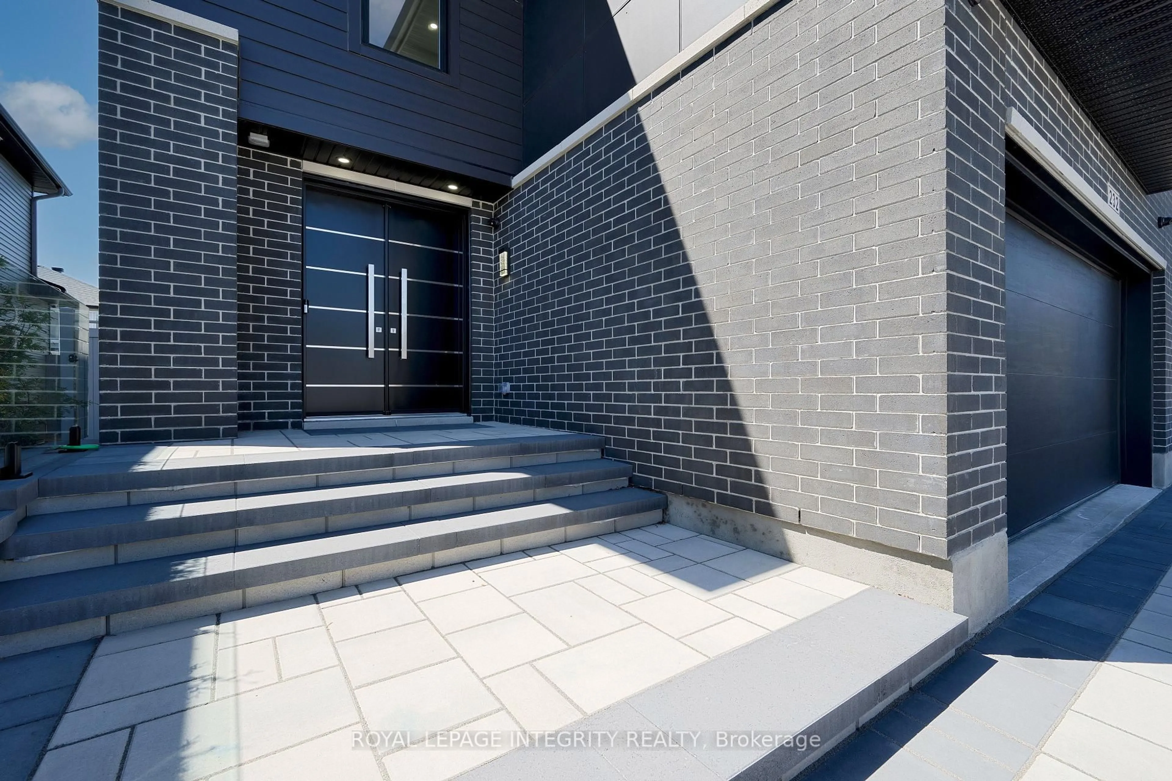 Home with brick exterior material, street for 232 Condado Cres, Stittsville Ontario K2V 0P3