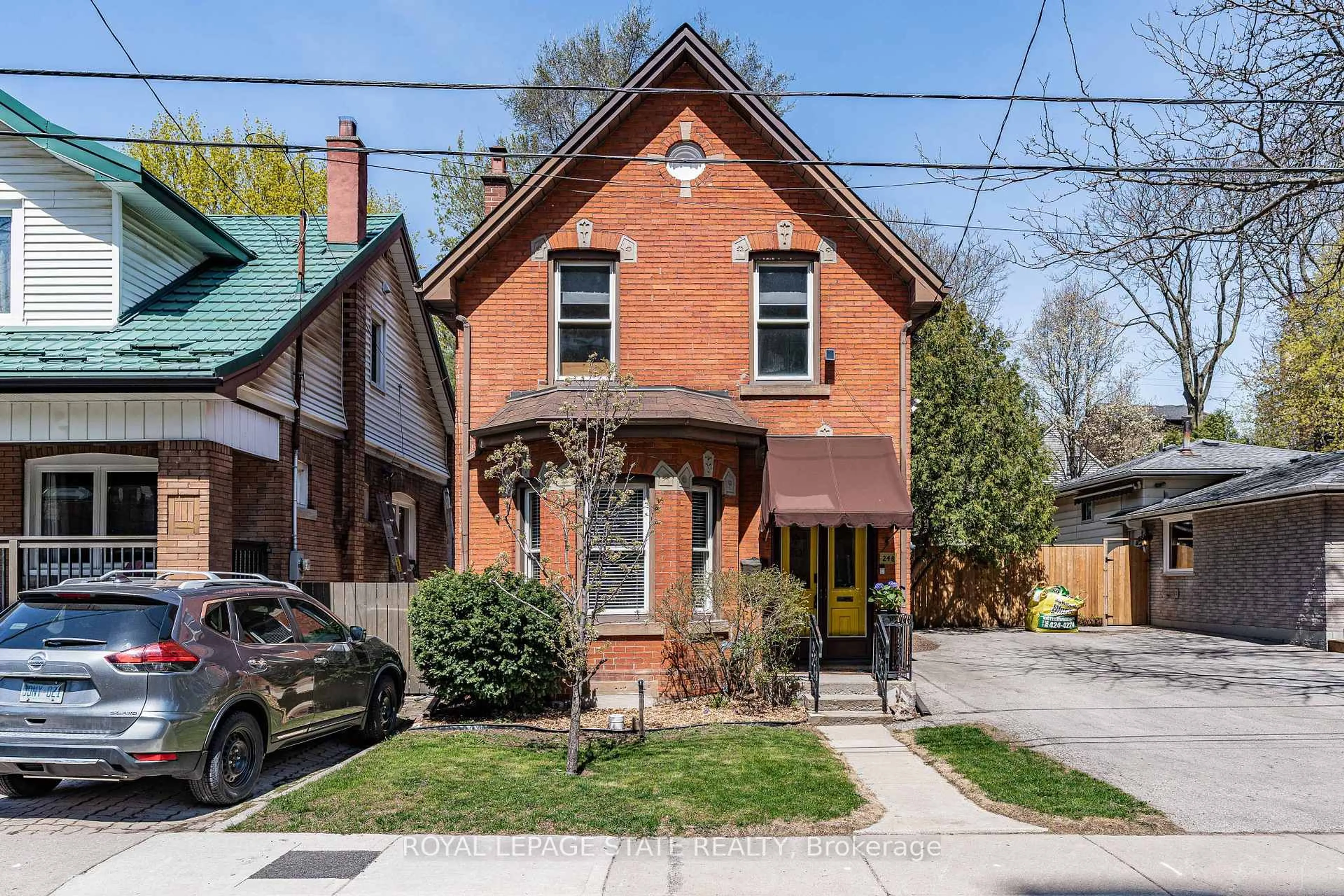 Home with brick exterior material, street for 248 Bold St, Hamilton Ontario L8P 1V8
