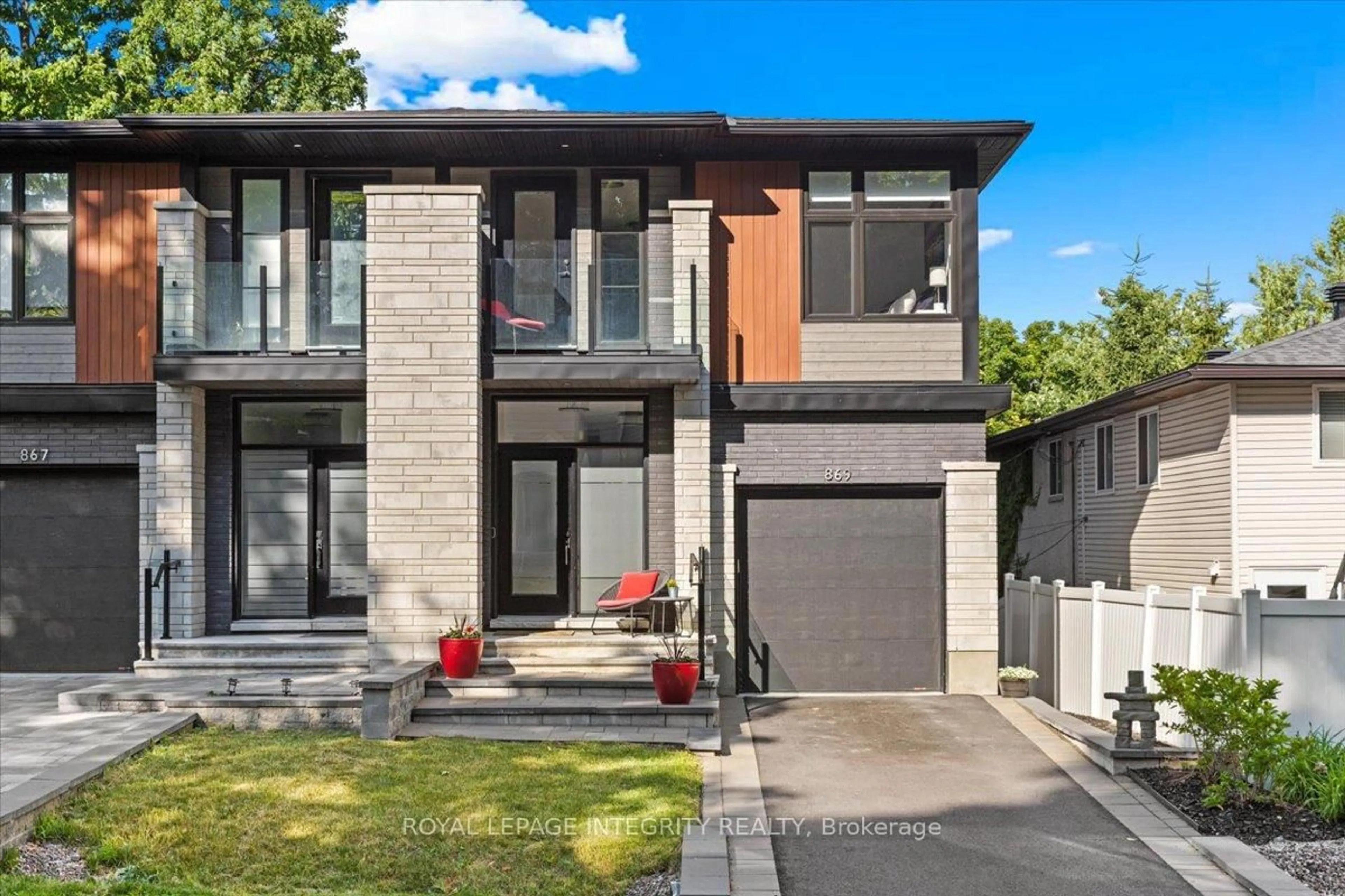 Home with brick exterior material, street for 869 Norton Ave, Ottawa Ontario K2B 2P7
