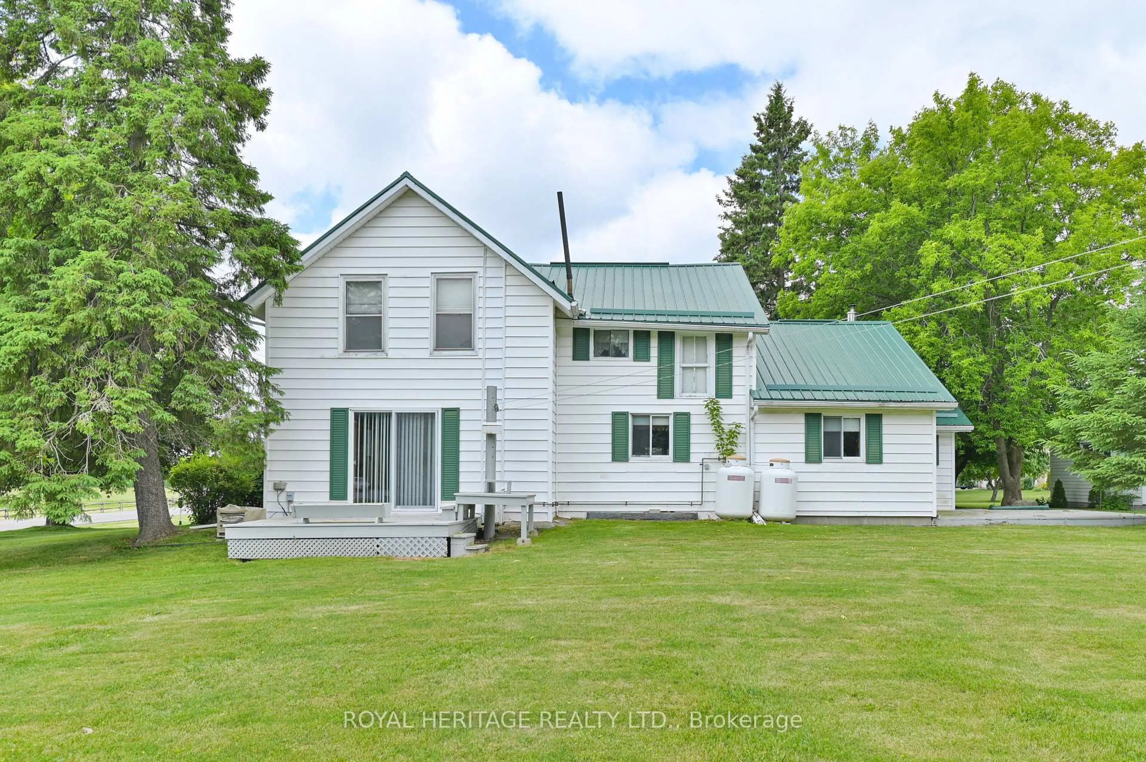 A pic from outside/outdoor area/front of a property/back of a property/a pic from drone, unknown for 341 Casey Rd, Belleville Ontario K8N 4Z6