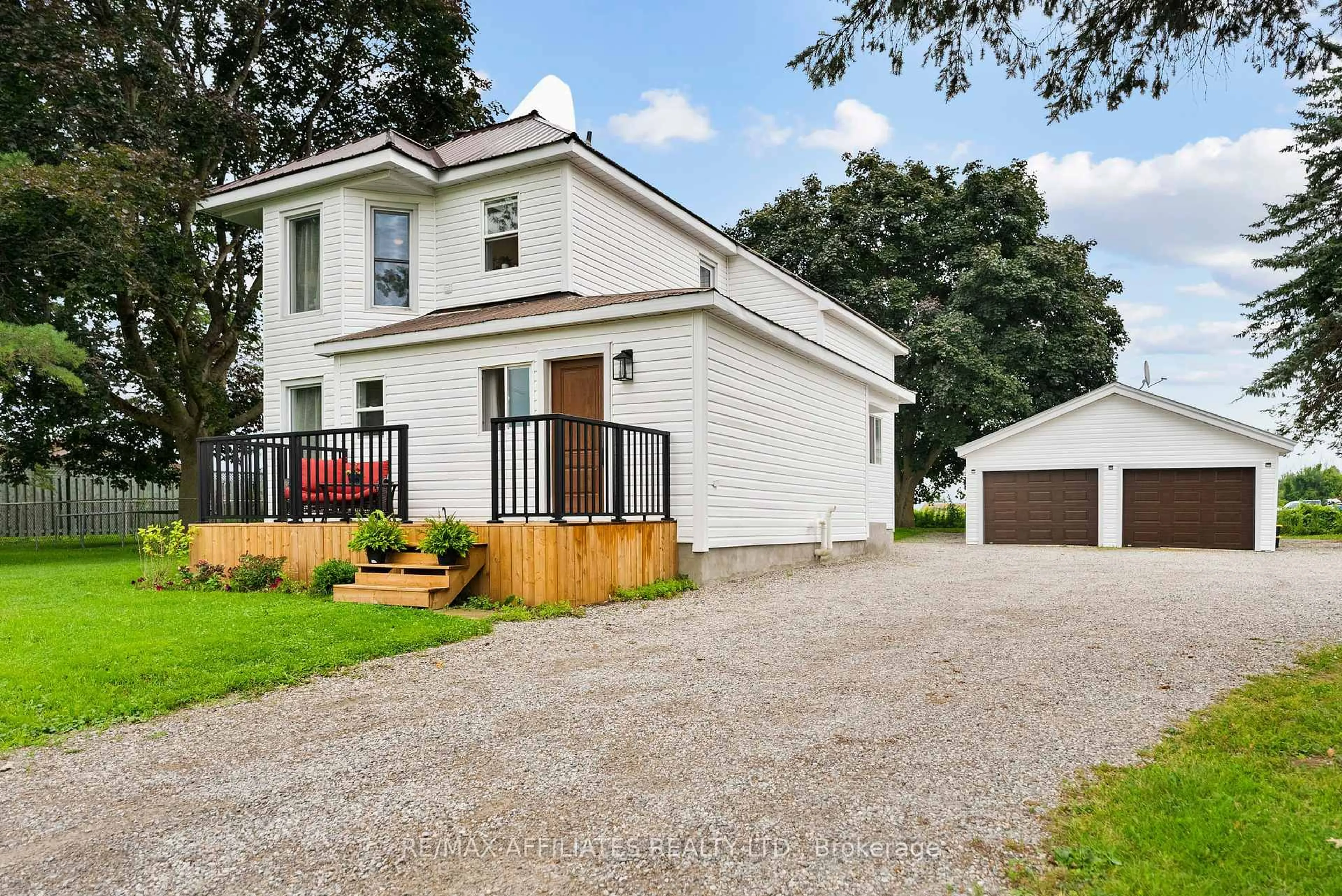 Home with vinyl exterior material, street for 139 Rainbow Valley Dr, Smiths Falls Ontario K7A 5B8