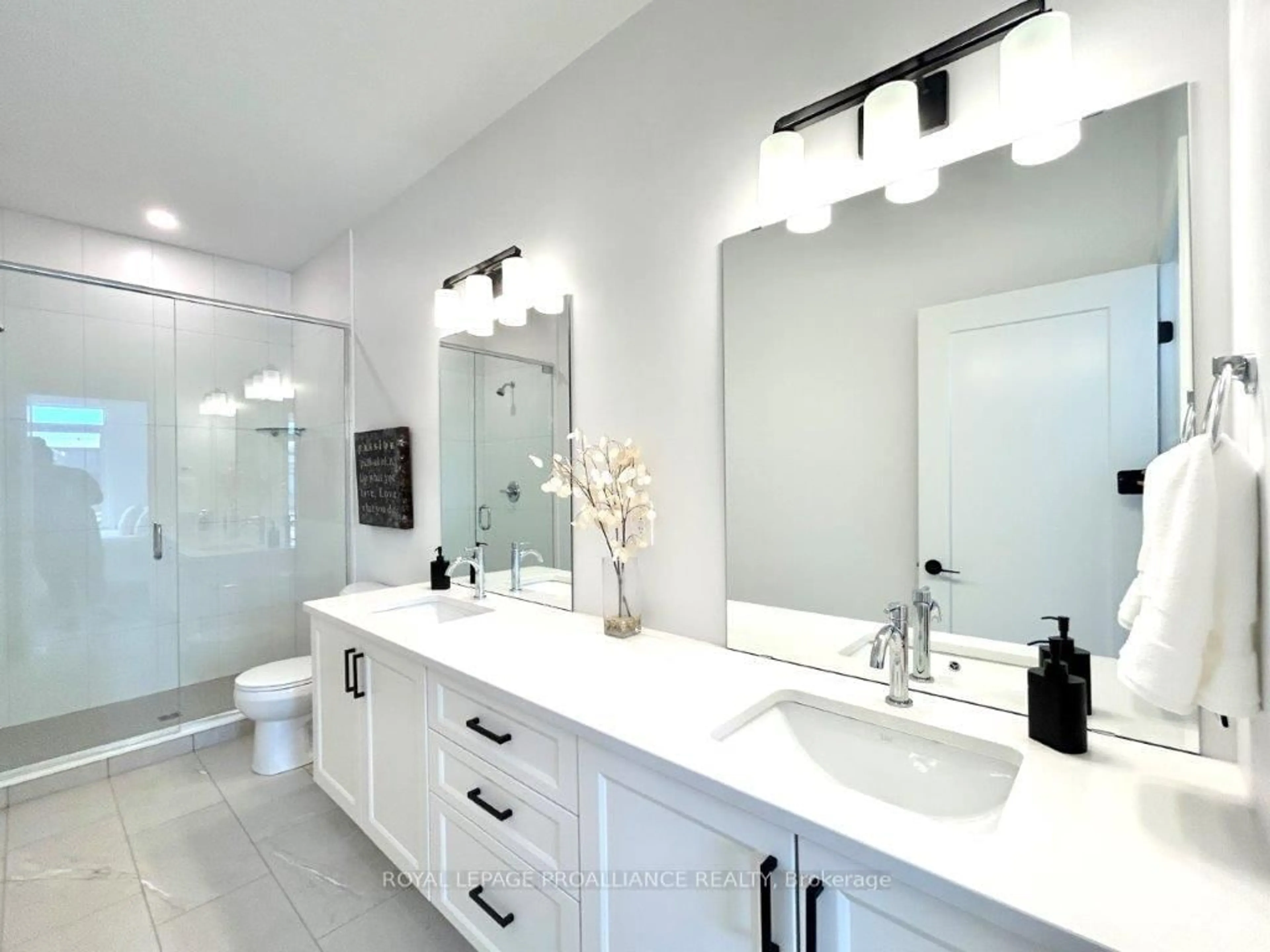 Contemporary bathroom, ceramic/tile floor for 77 Athabaska Dr, Belleville Ontario K8N 0T1