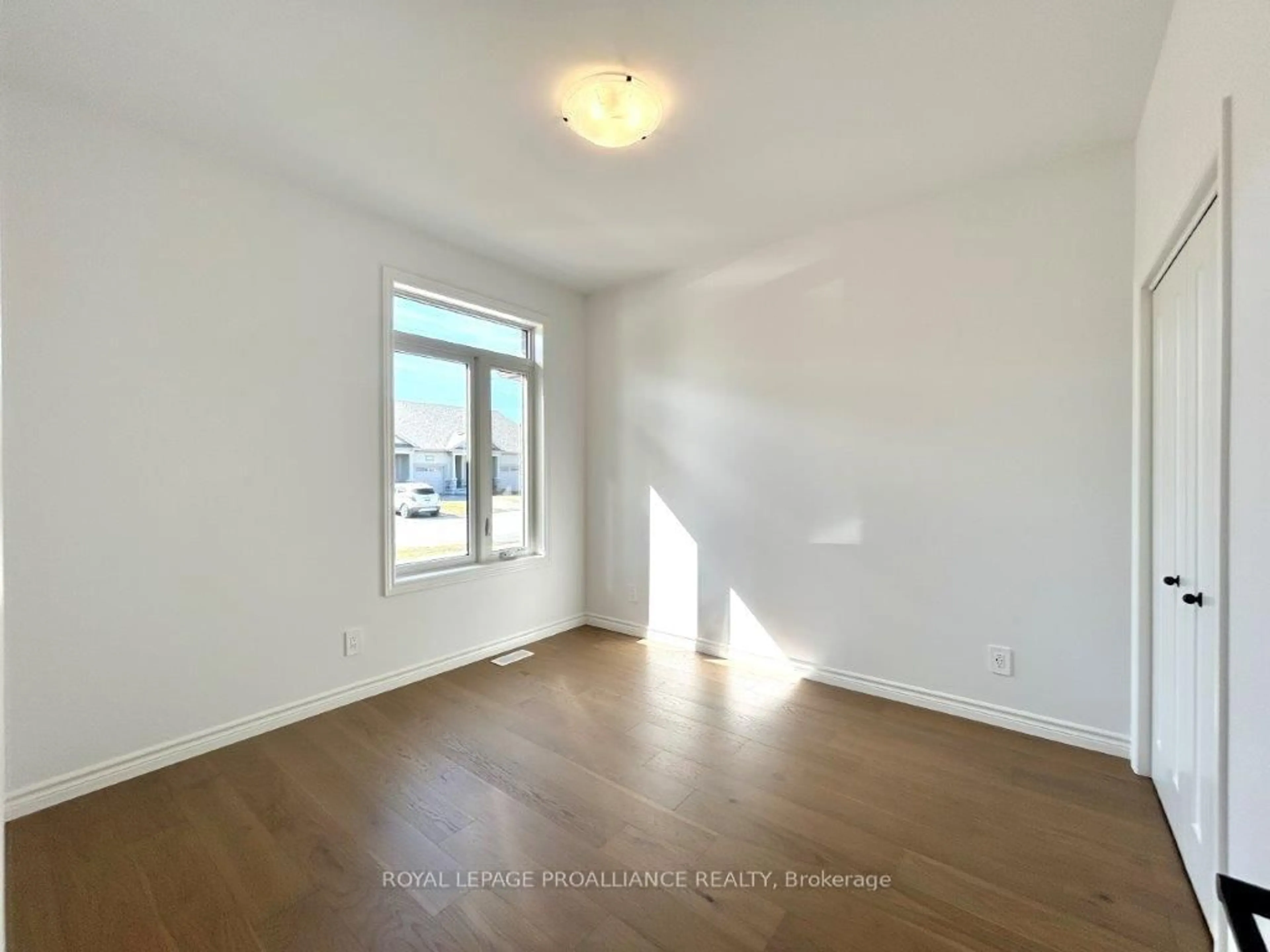 A pic of a room for 77 Athabaska Dr, Belleville Ontario K8N 0T1