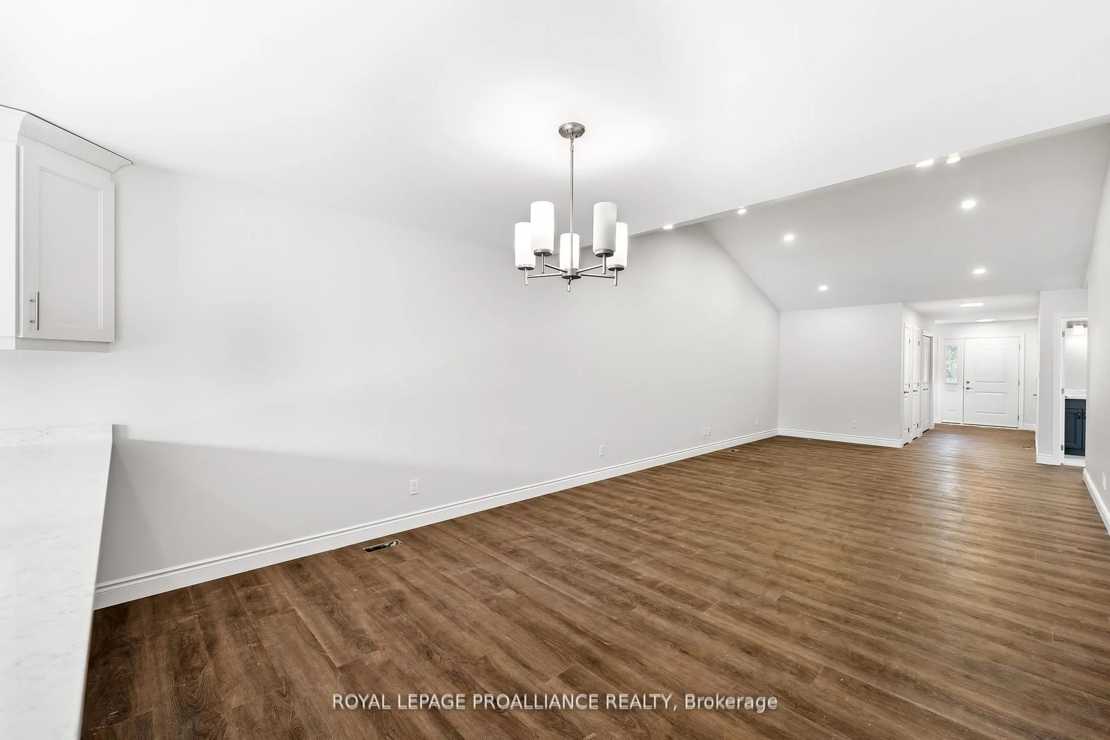 A pic of a room for 206 Homewood Ave, Trent Hills Ontario K0L 1Y0