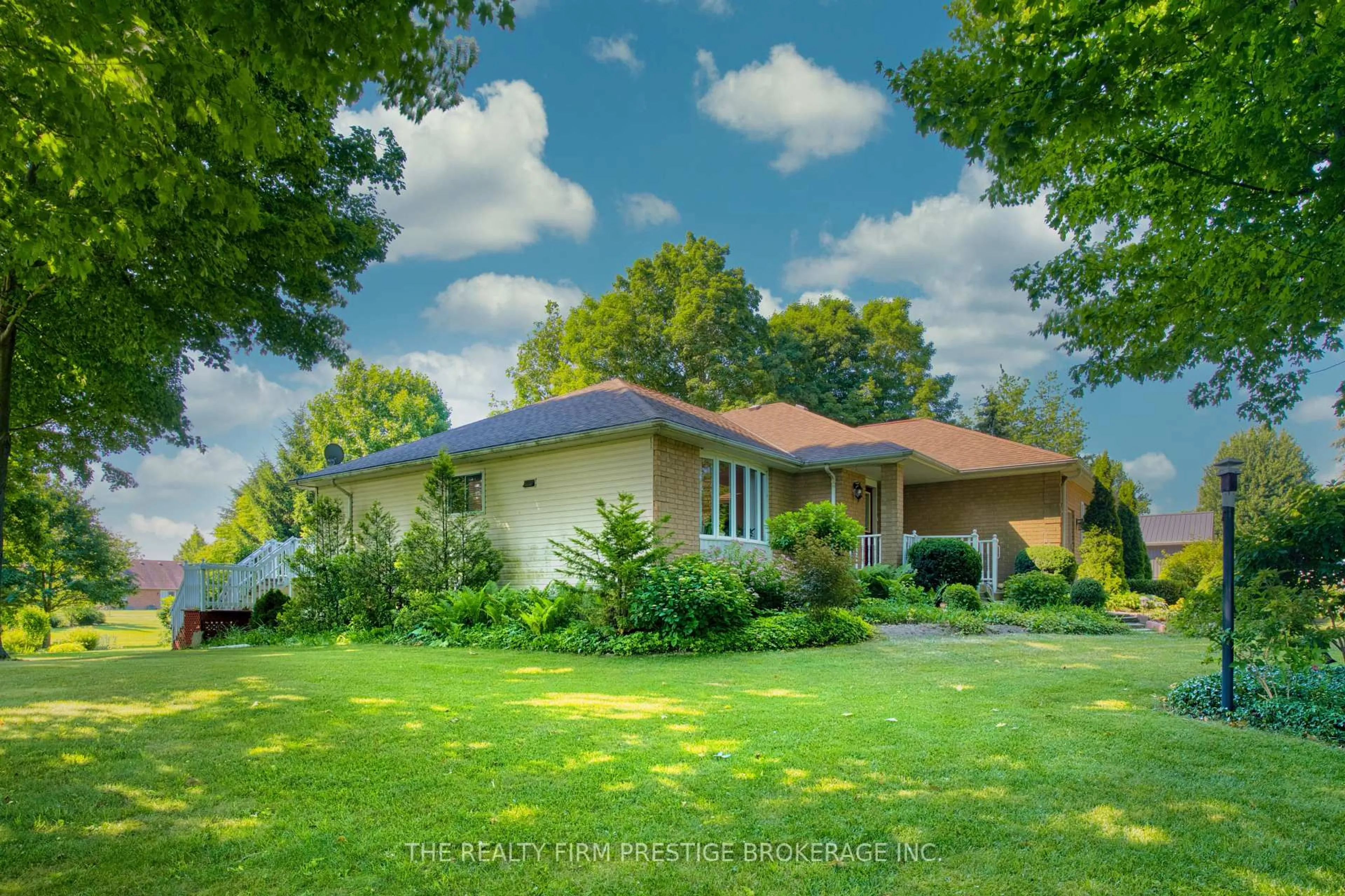 A pic from outside/outdoor area/front of a property/back of a property/a pic from drone, unknown for 25189 Gray Line, West Elgin Ontario N0L 2P0