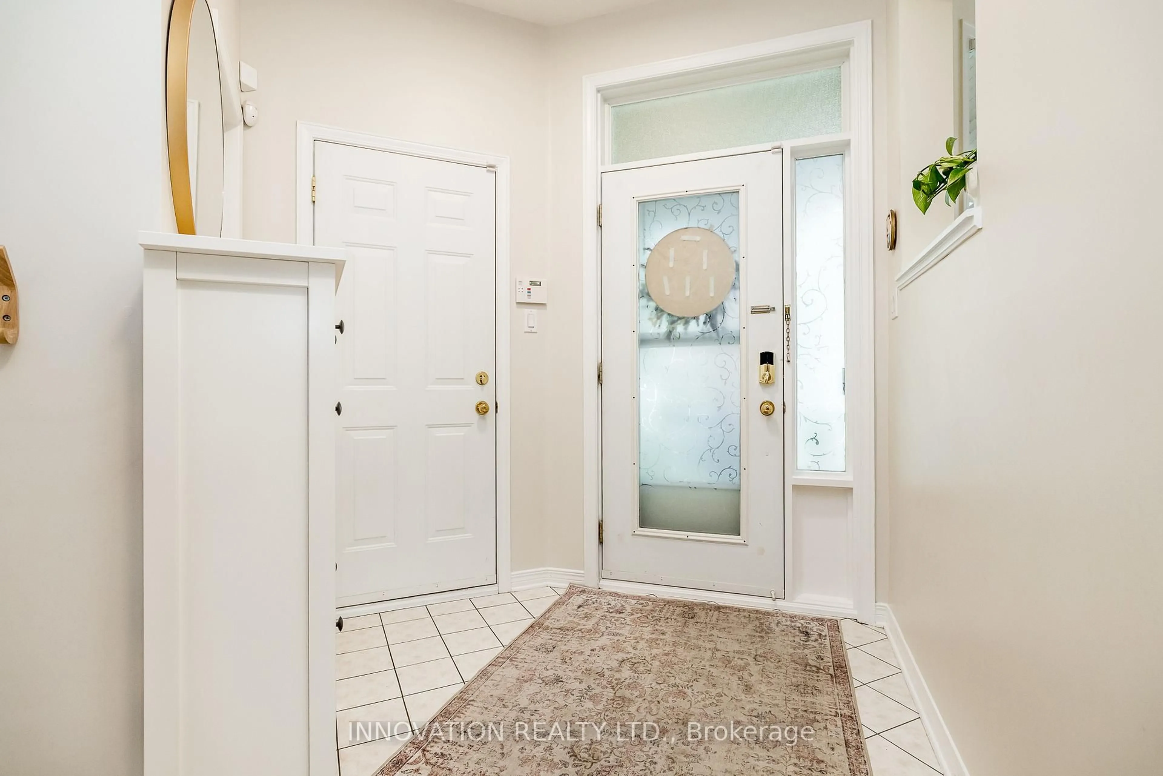 Indoor entryway for 89 Redpath Dr, Ottawa Ontario K2G 6K4