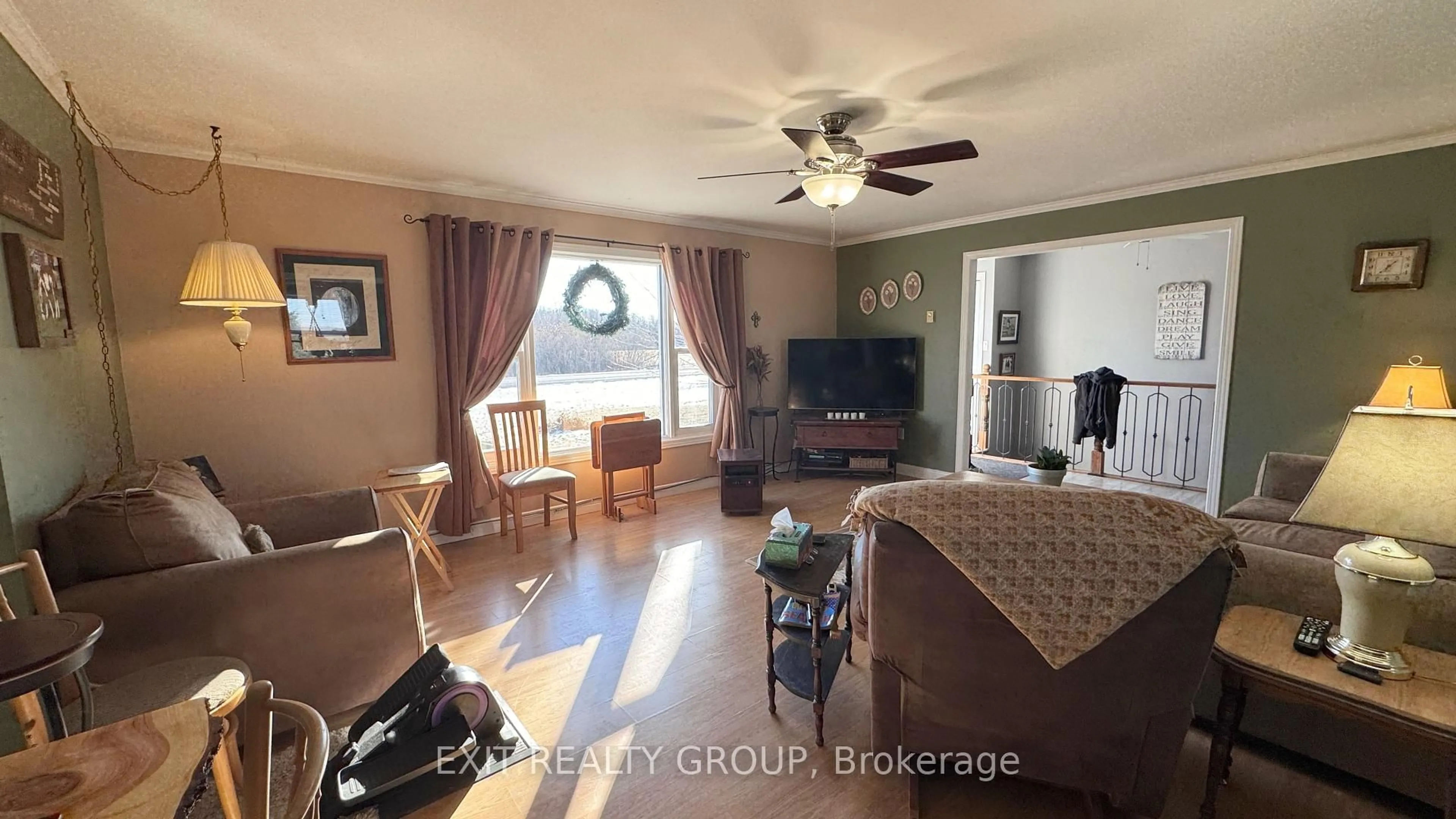A pic of a room for 105 County Road 12, Greater Napanee Ontario K0K 2W0