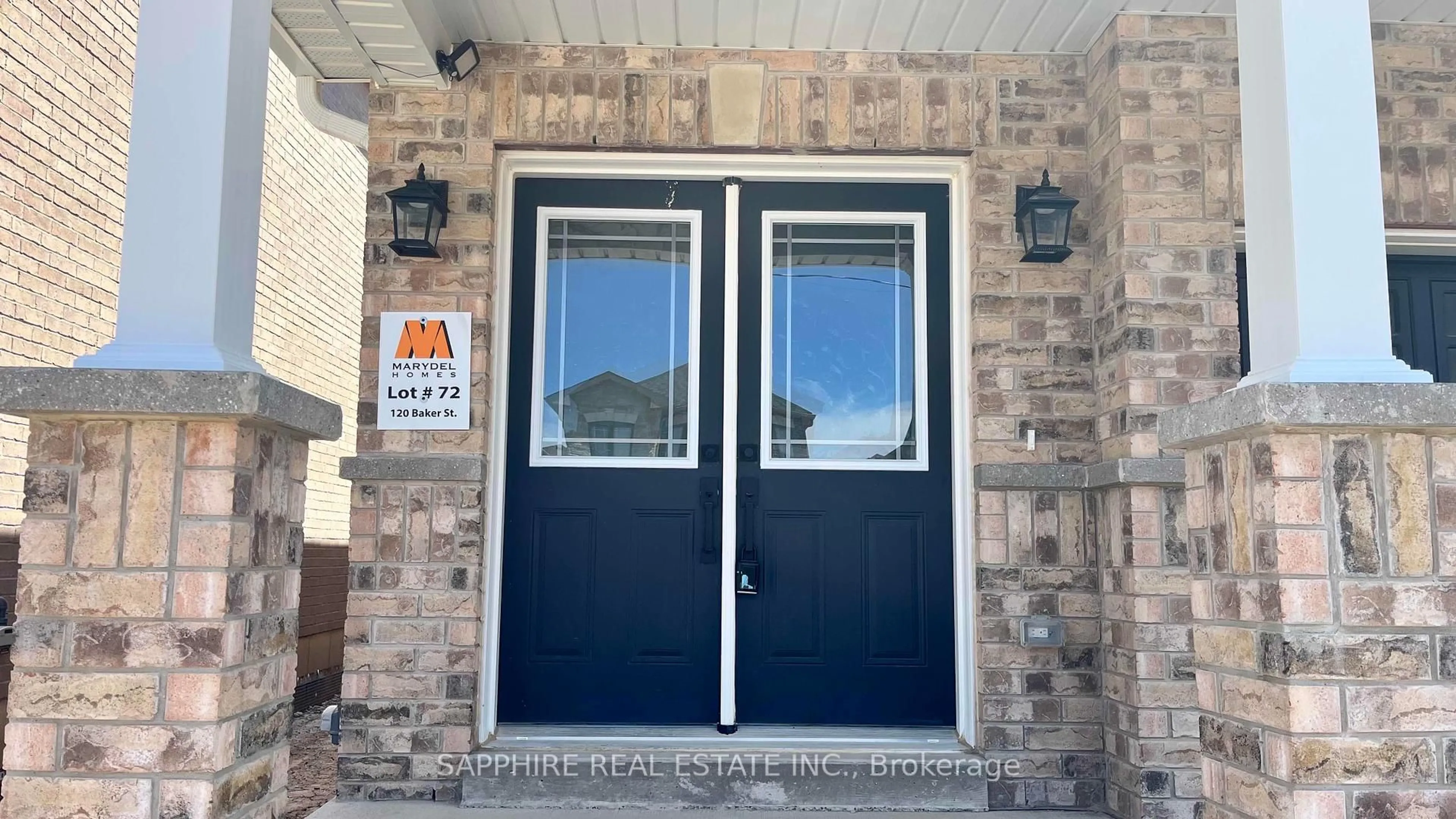 Indoor entryway for 120 Baker St, Thorold Ontario L2V 0M9
