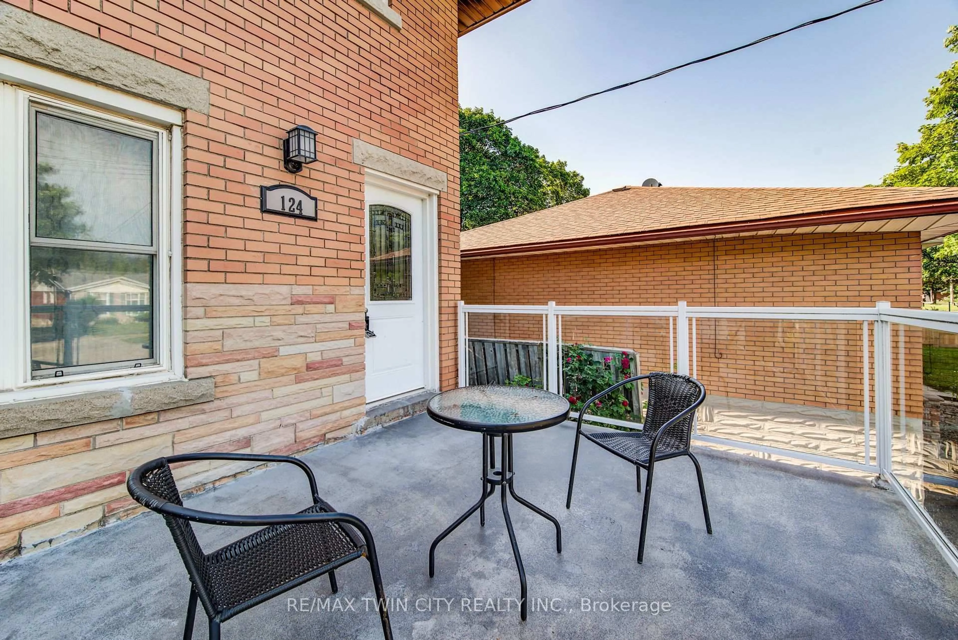 Patio, street for 124 Wilfred Ave, Kitchener Ontario N2A 1X1