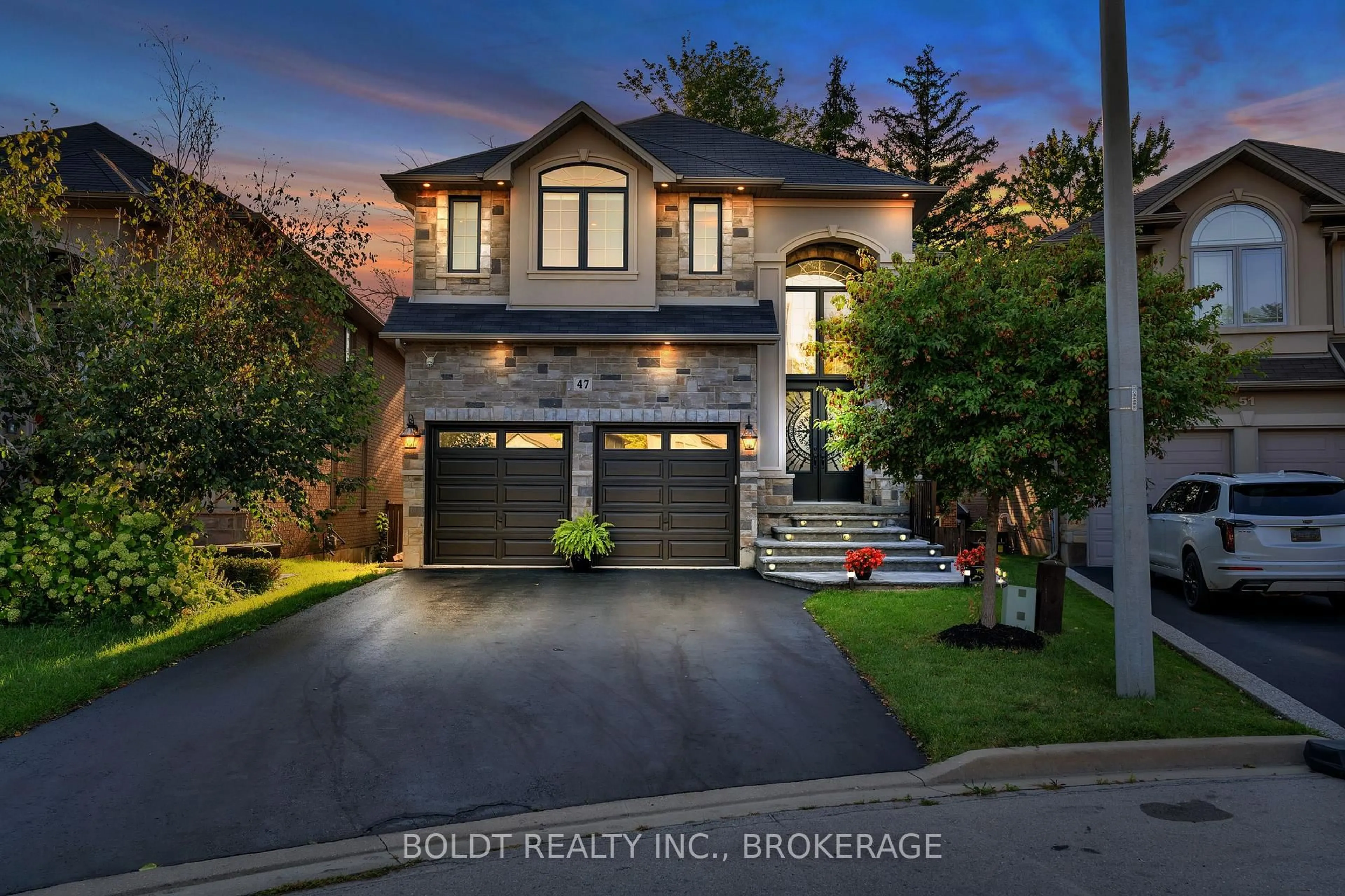 Home with brick exterior material, street for 47 Lorupe Crt, Hamilton Ontario L9G 0C8