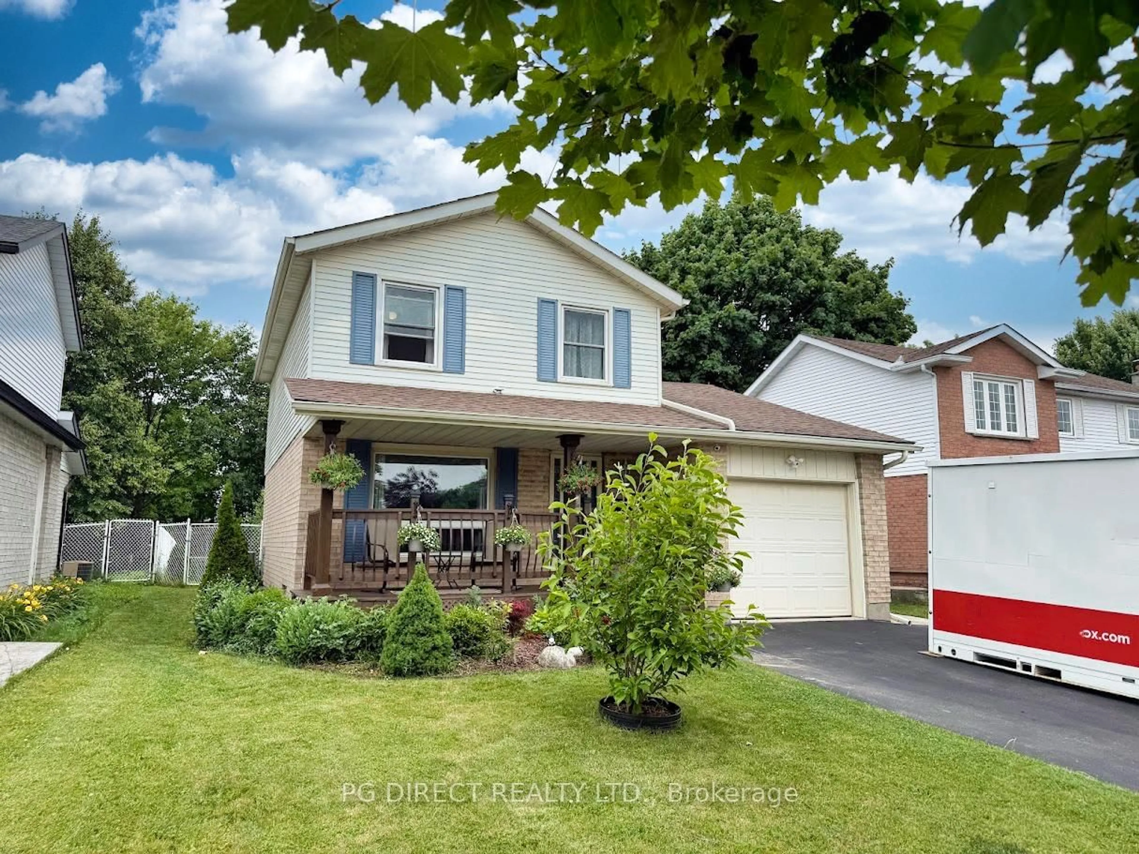 Home with vinyl exterior material, street for 300 Conservation Dr, Waterloo Ontario N2V 1V5