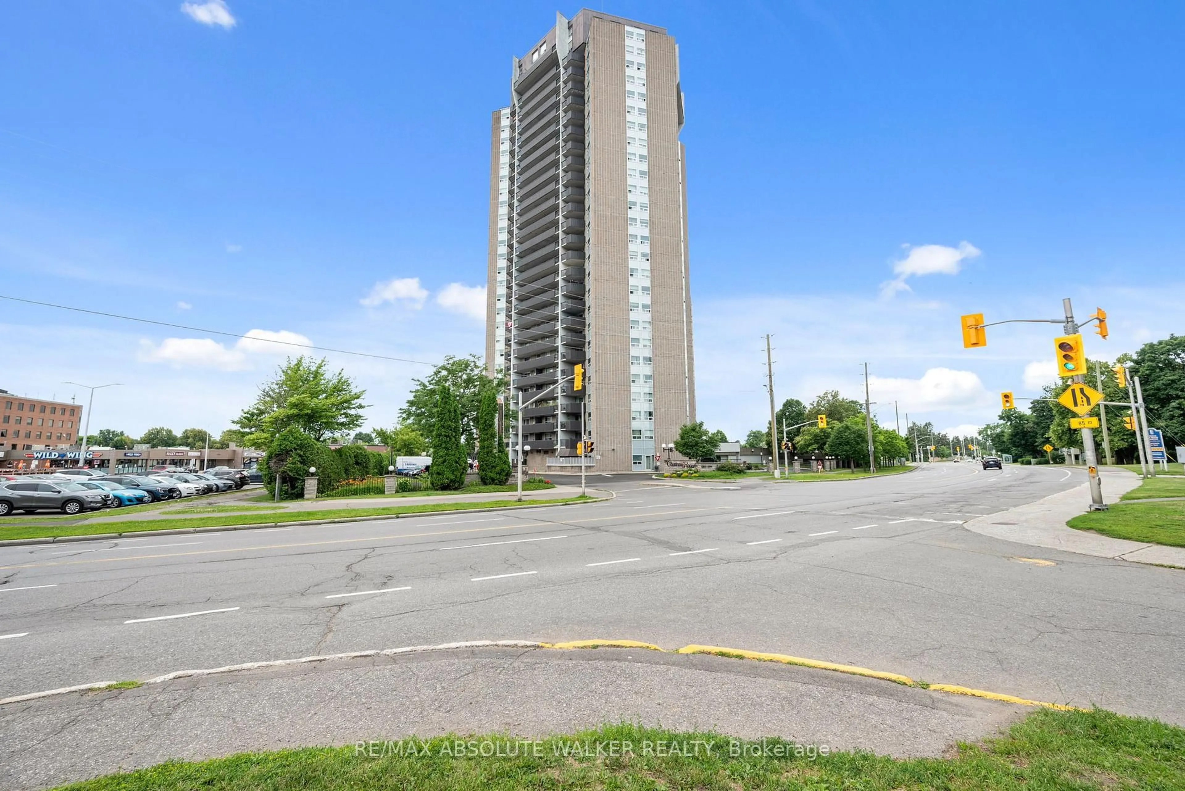 Unknown for 1380 Prince Of Wales Dr #PH6, Ottawa Ontario K2C 3N5