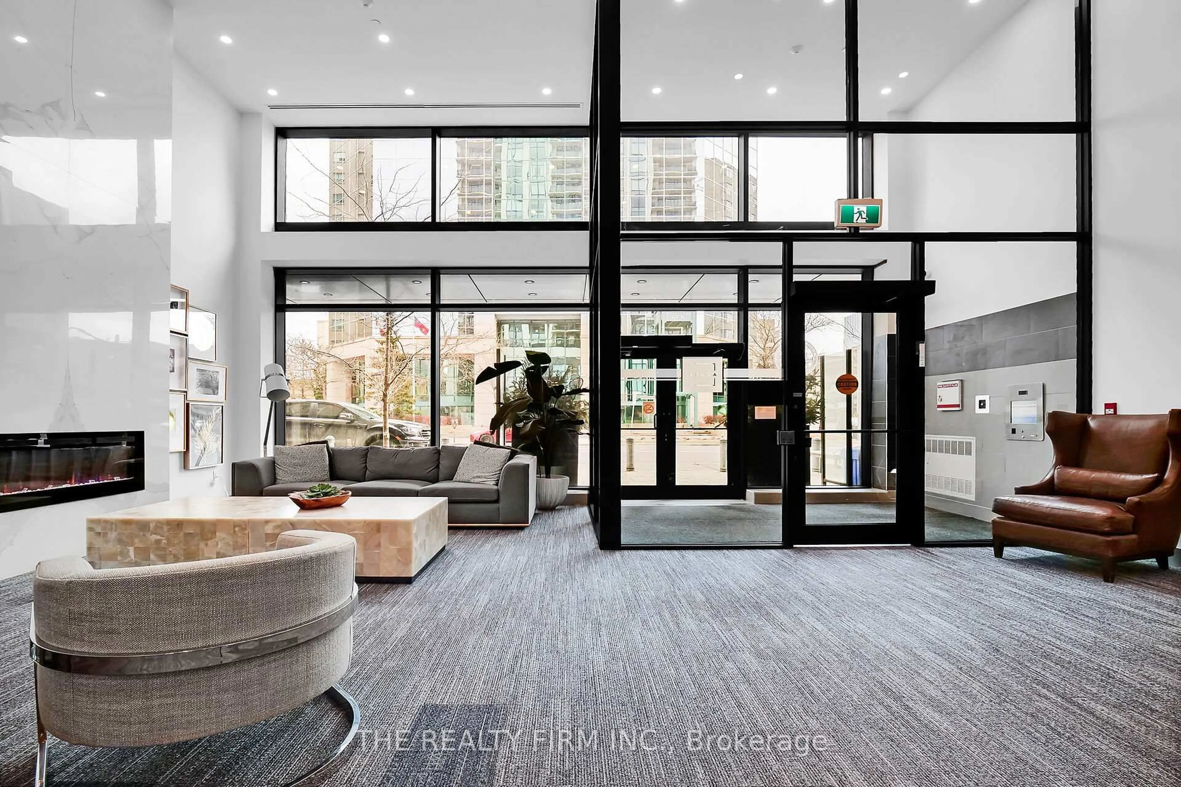 Indoor foyer for 505 TALBOT St #904, London East Ontario N6A 2S6
