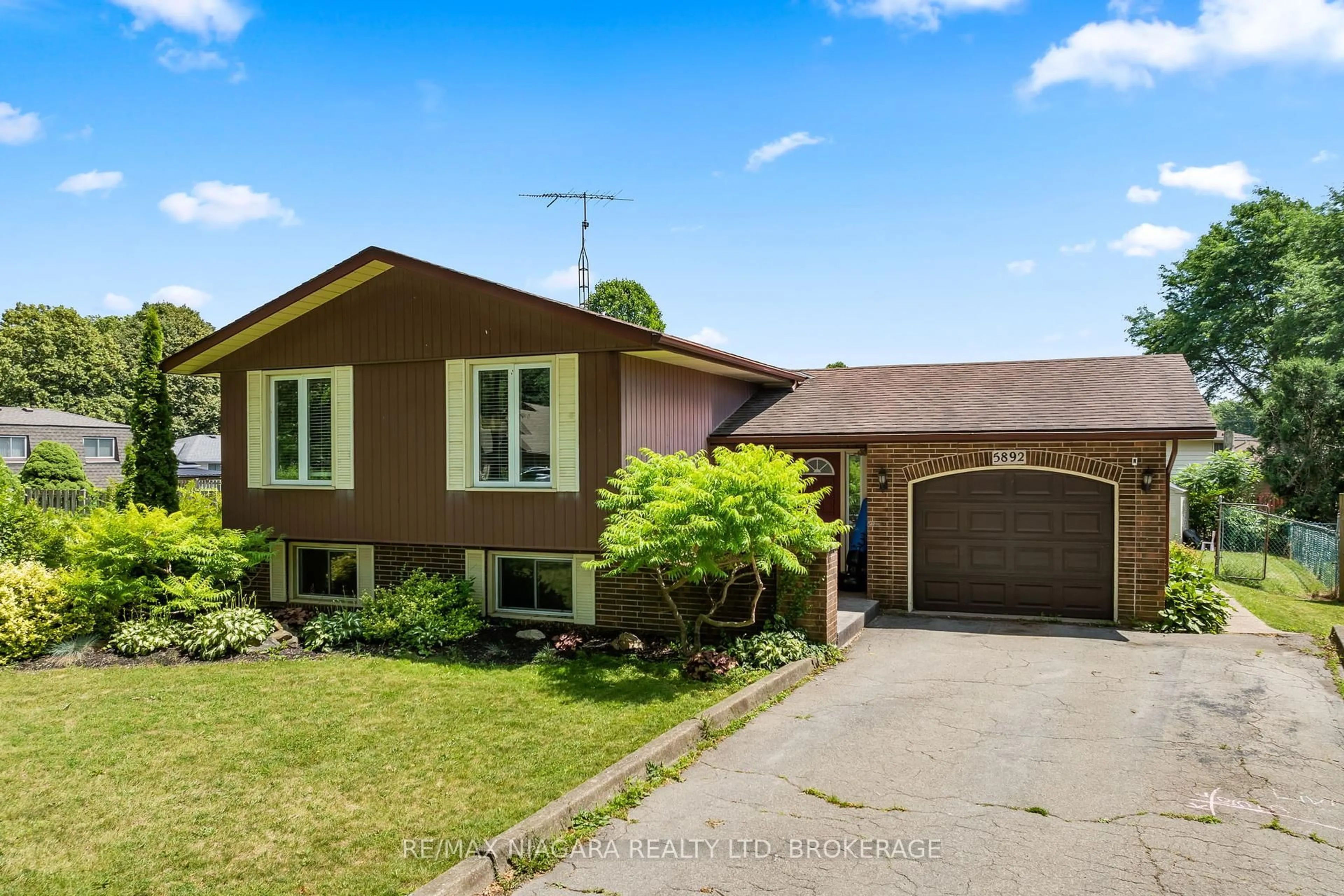Home with brick exterior material, street for 5892 THERESA St, Niagara Falls Ontario L2J 2J3
