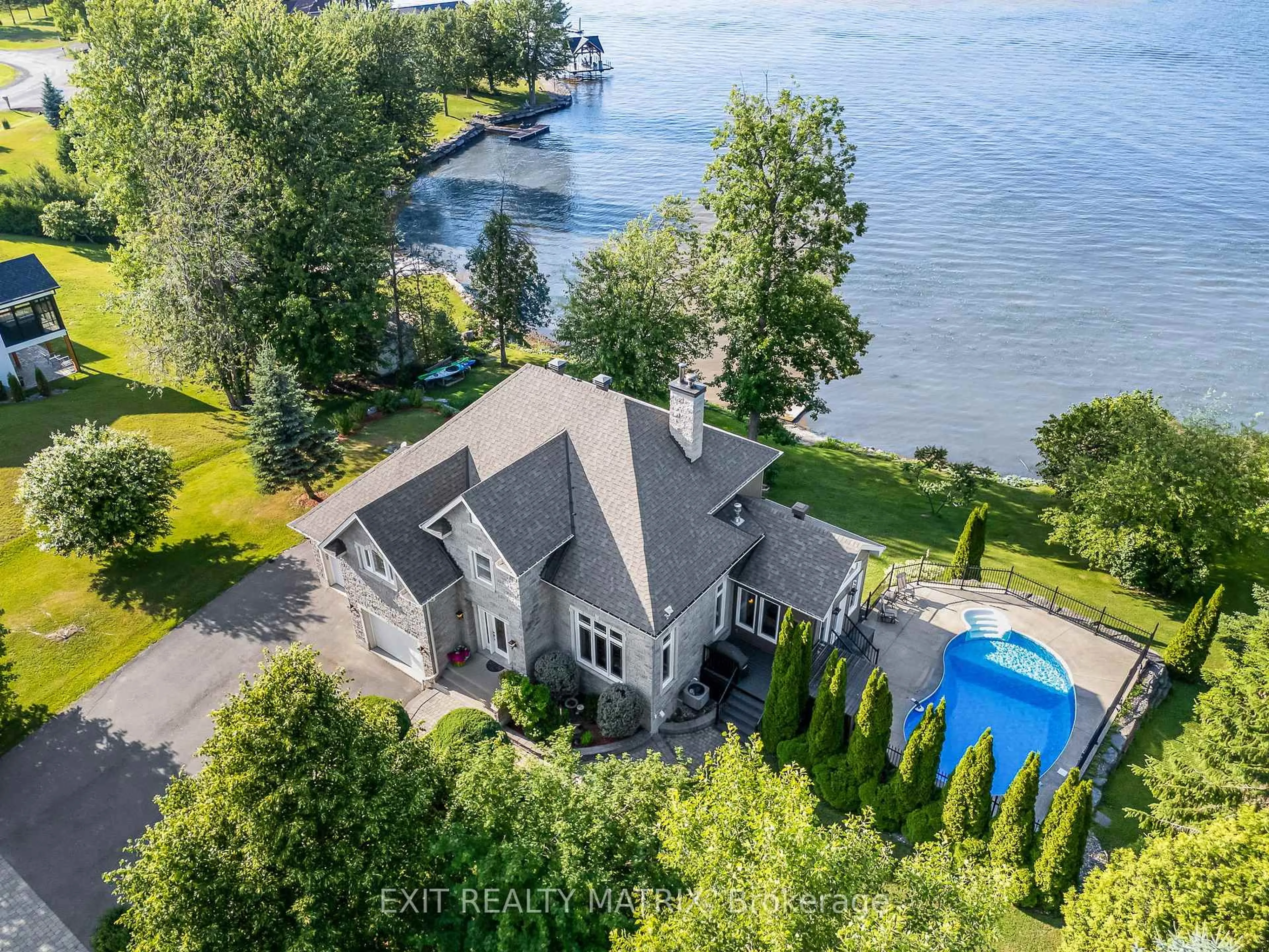 A pic from outside/outdoor area/front of a property/back of a property/a pic from drone, water/lake/river/ocean view for 115 Gascon St, Alfred and Plantagenet Ontario K0B 1J0