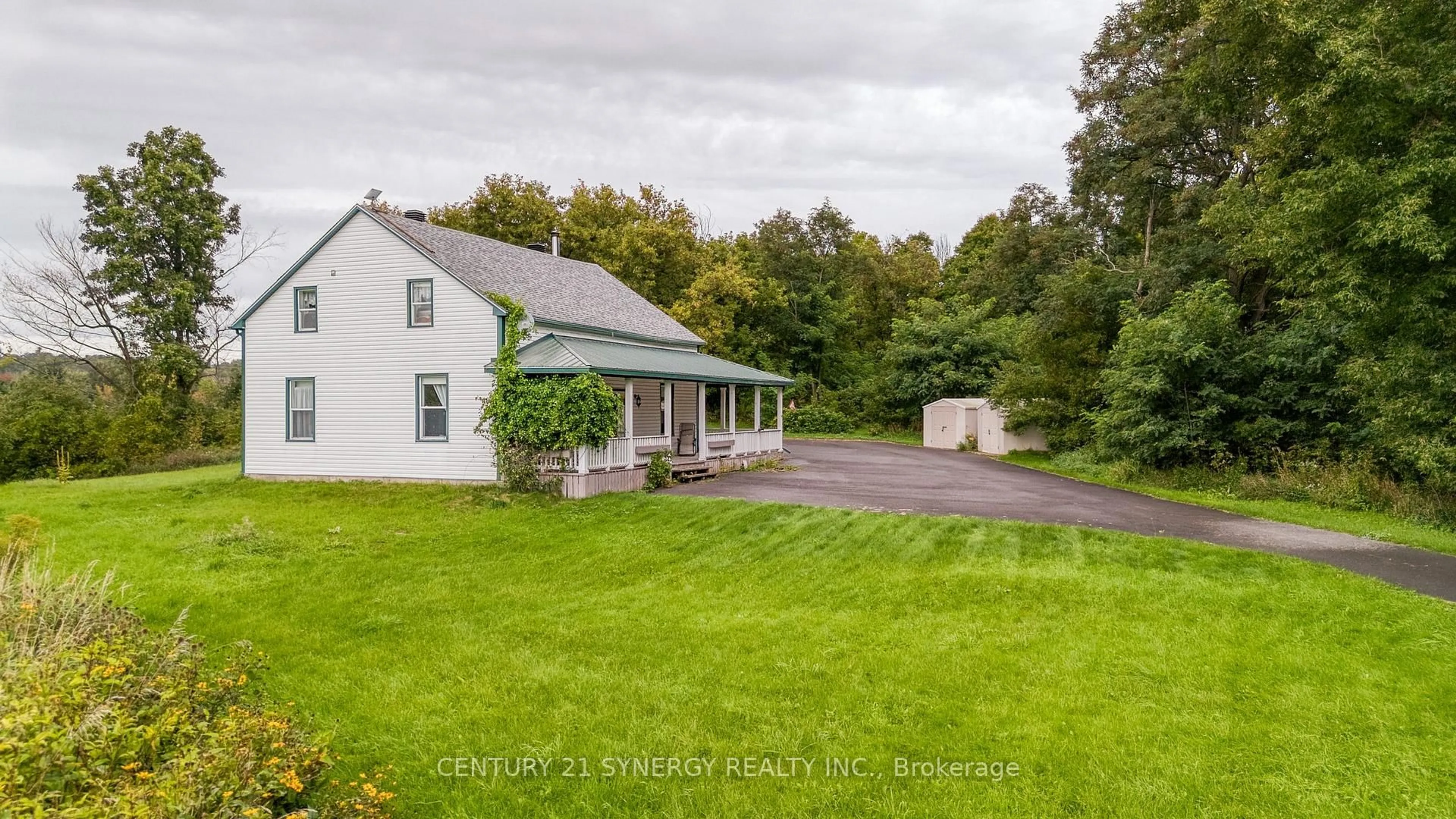 A pic from outside/outdoor area/front of a property/back of a property/a pic from drone, unknown for 4237 WATSON'S CORNERS Rd, Mcdonalds Corners Ontario K0G 1M0