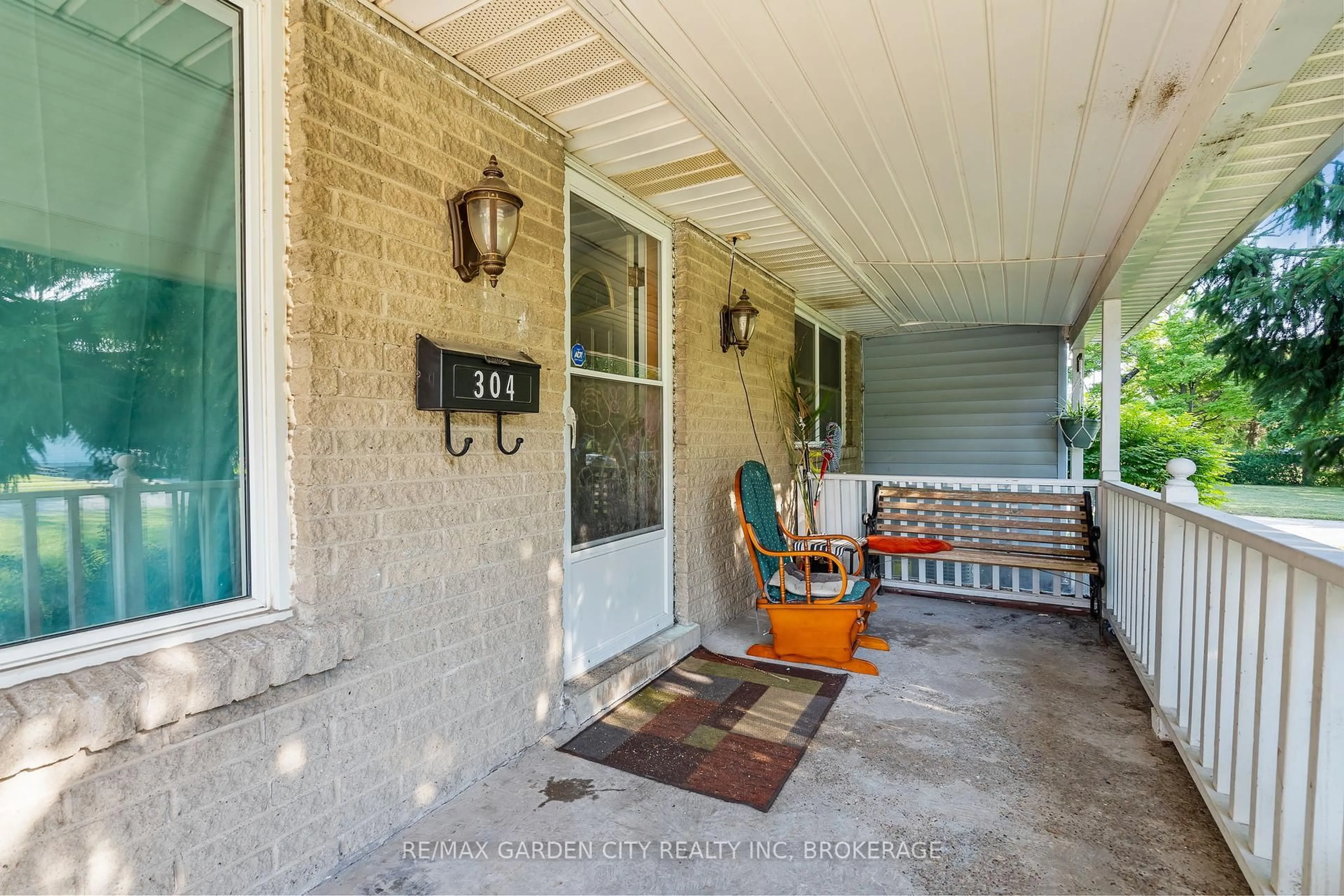 Unknown for 304 FIRST Ave, Welland Ontario L3C 1Y8
