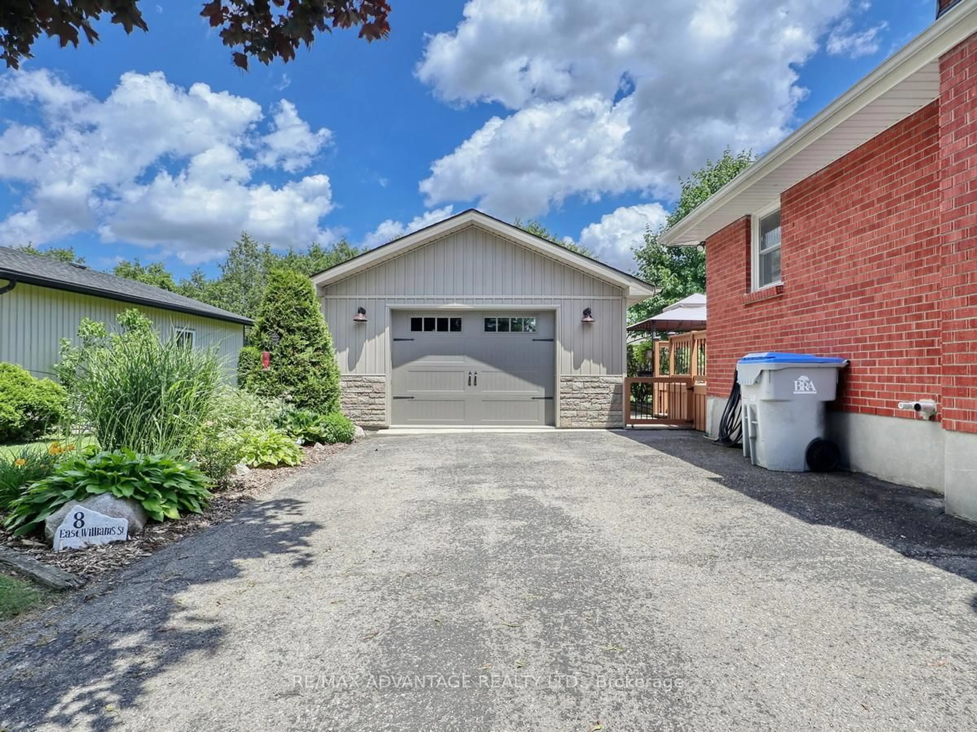 Indoor garage for 8 East Williams St, North Middlesex Ontario N0M 1A0