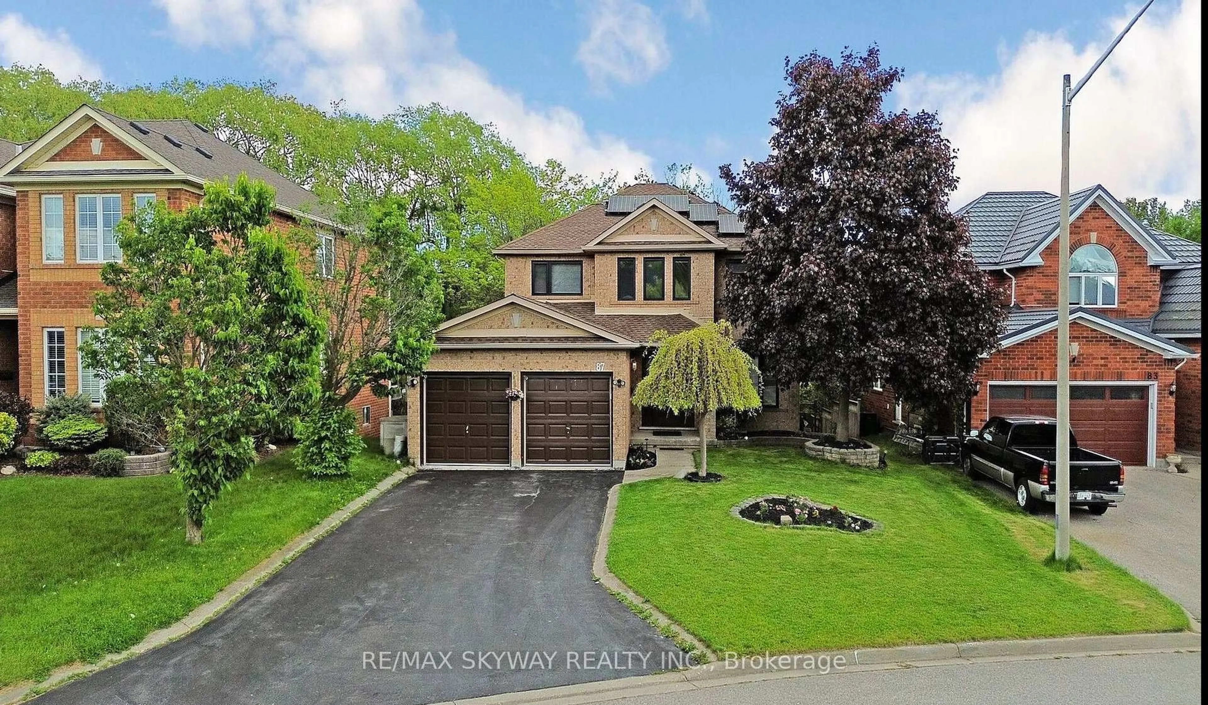 Unknown for 87 Spooner Cres, Cambridge Ontario N1T 1Y1