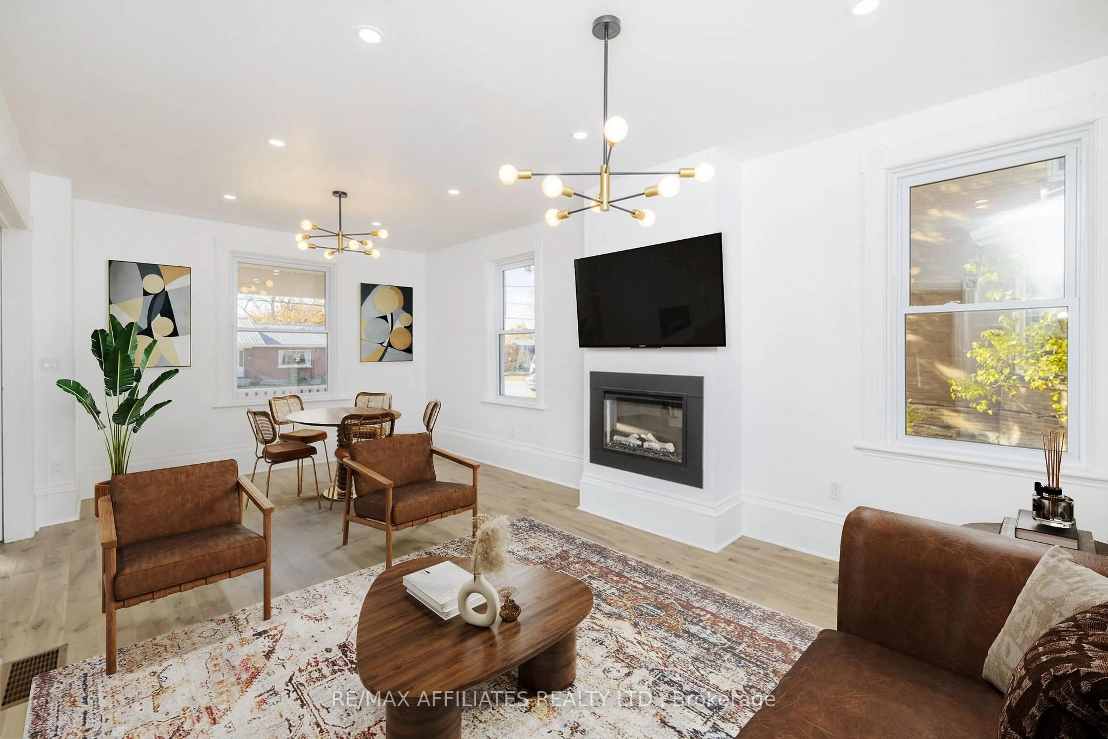 Living room with furniture, ceramic/tile floor for 45 Drummond St, Perth Ontario K7H 2J9