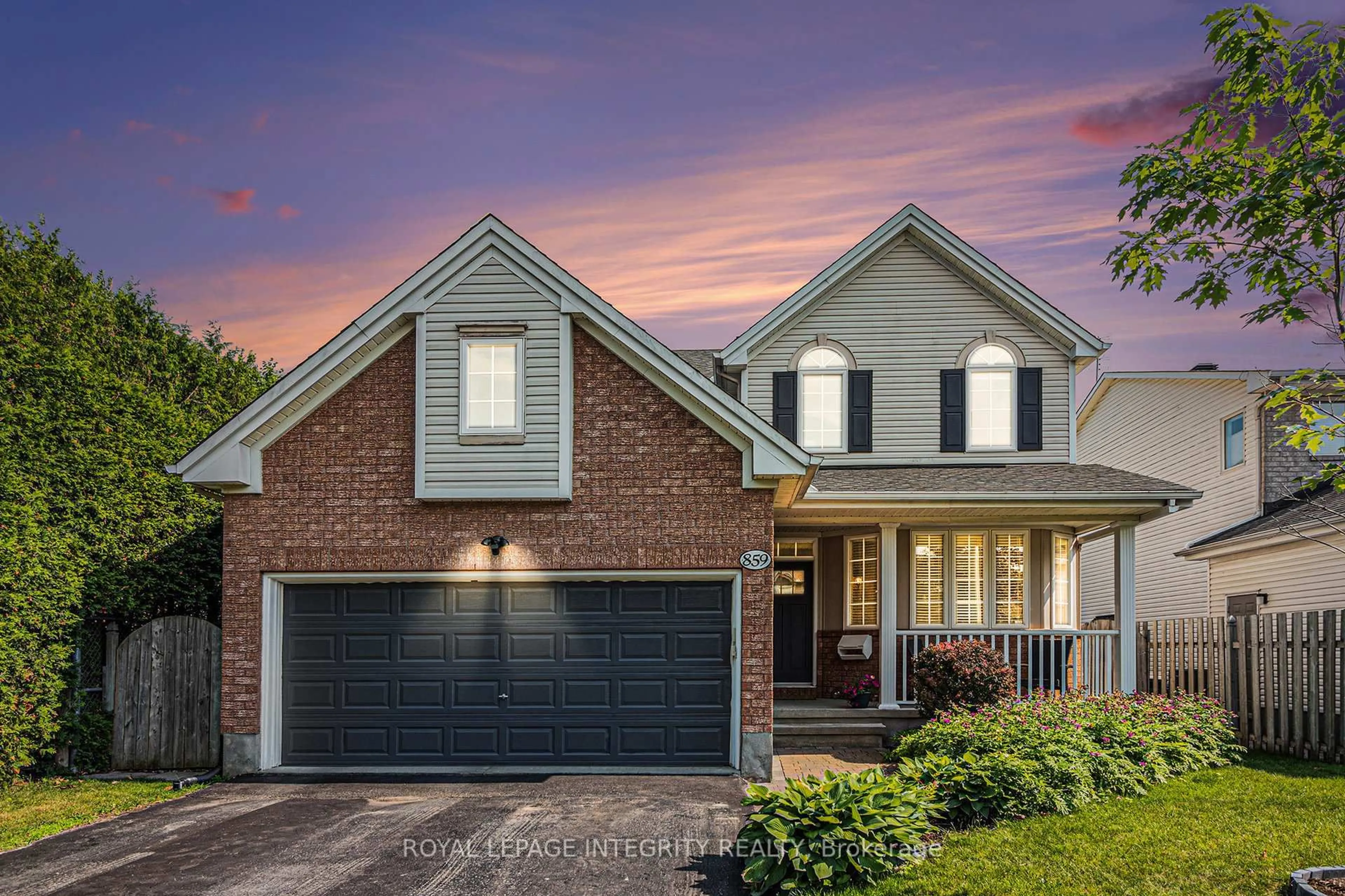 Home with brick exterior material, street for 859 Como Cres, Ottawa Ontario K4A 3Z9