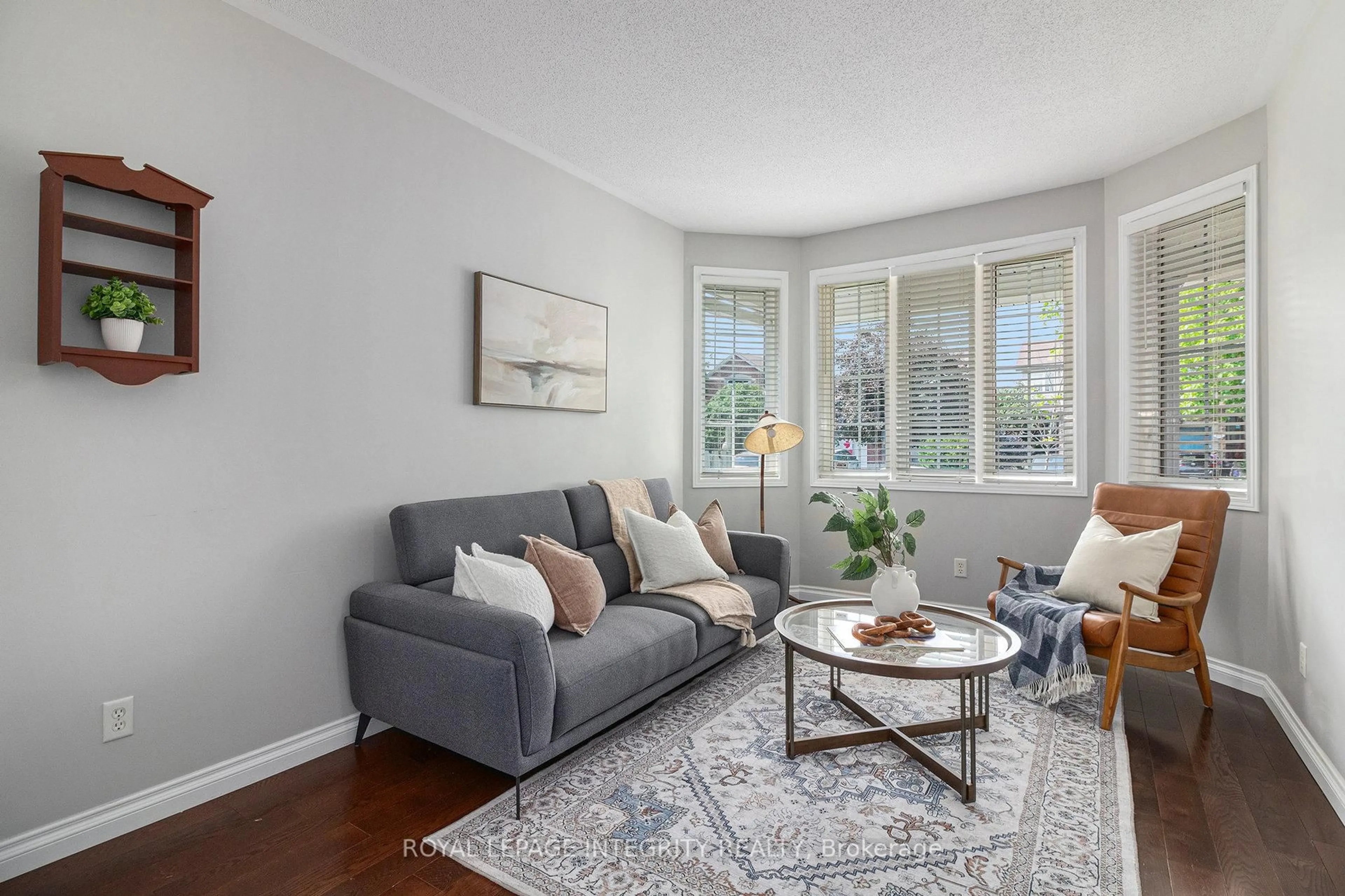 Living room with furniture, unknown for 859 Como Cres, Ottawa Ontario K4A 3Z9