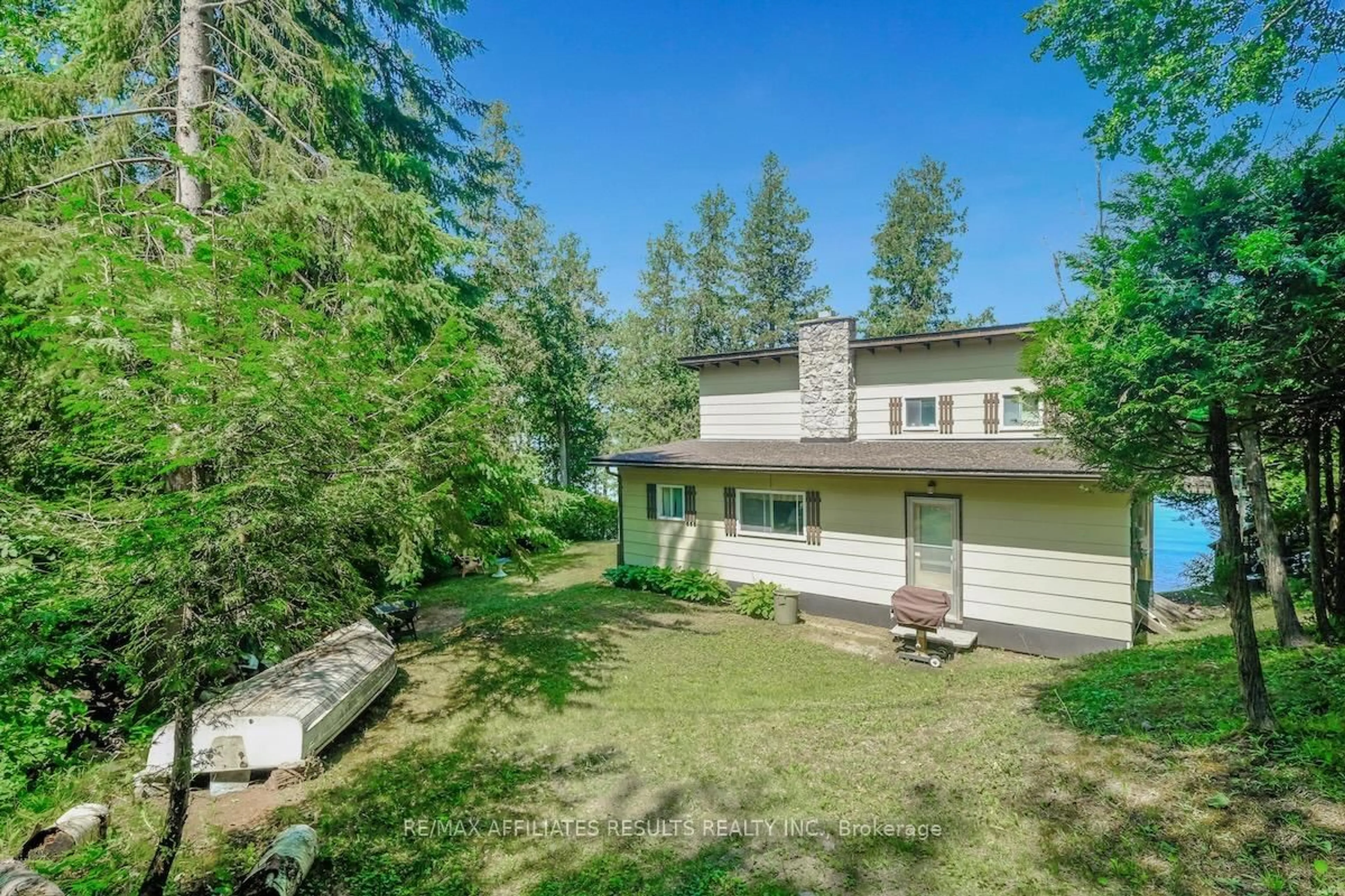 A pic from outside/outdoor area/front of a property/back of a property/a pic from drone, unknown for 2130 B River Rd, Braeside Ontario K0A 1G0