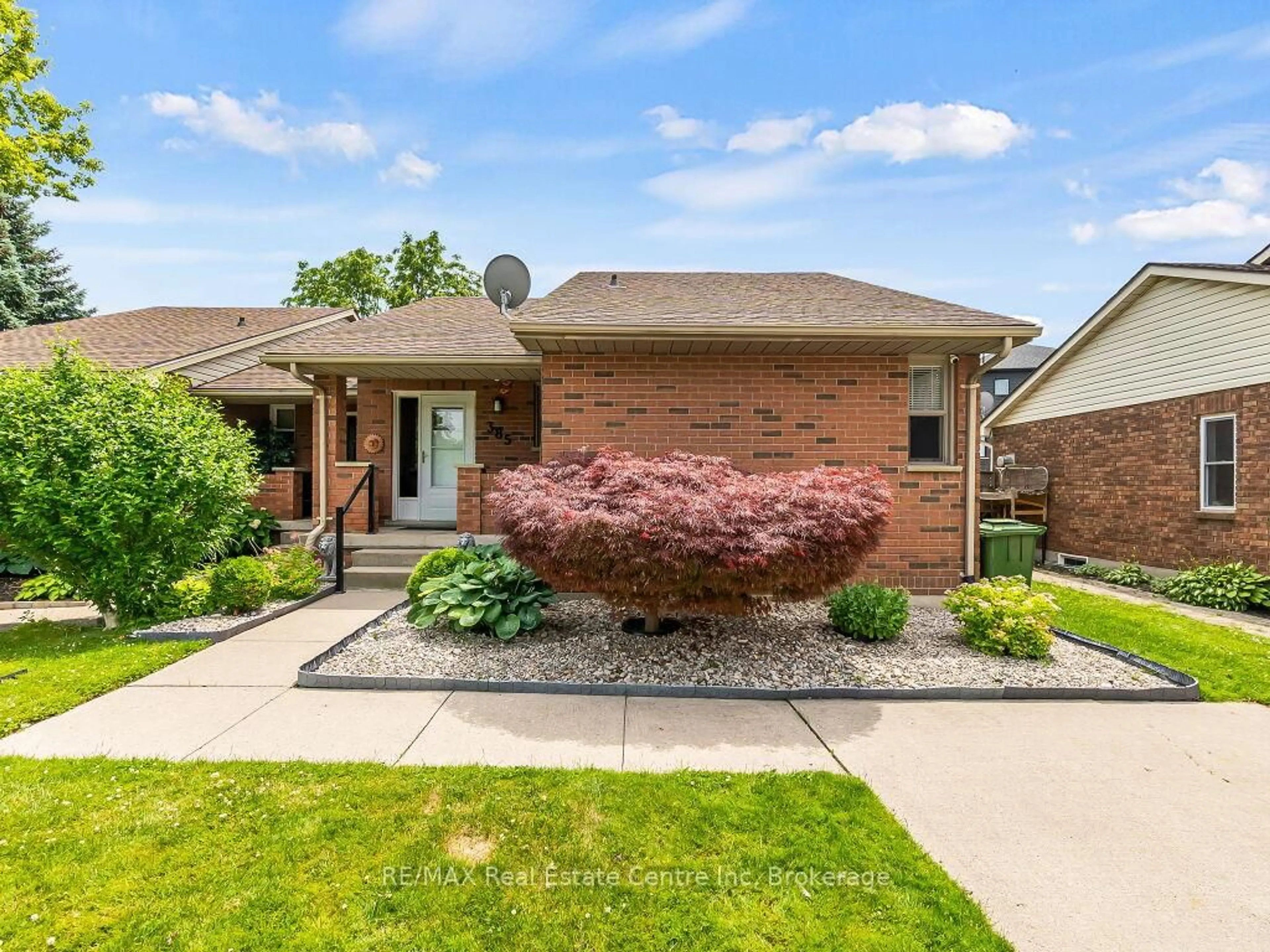 Home with brick exterior material, street for 385 Highview Dr, St. Thomas Ontario N5R 5Z5