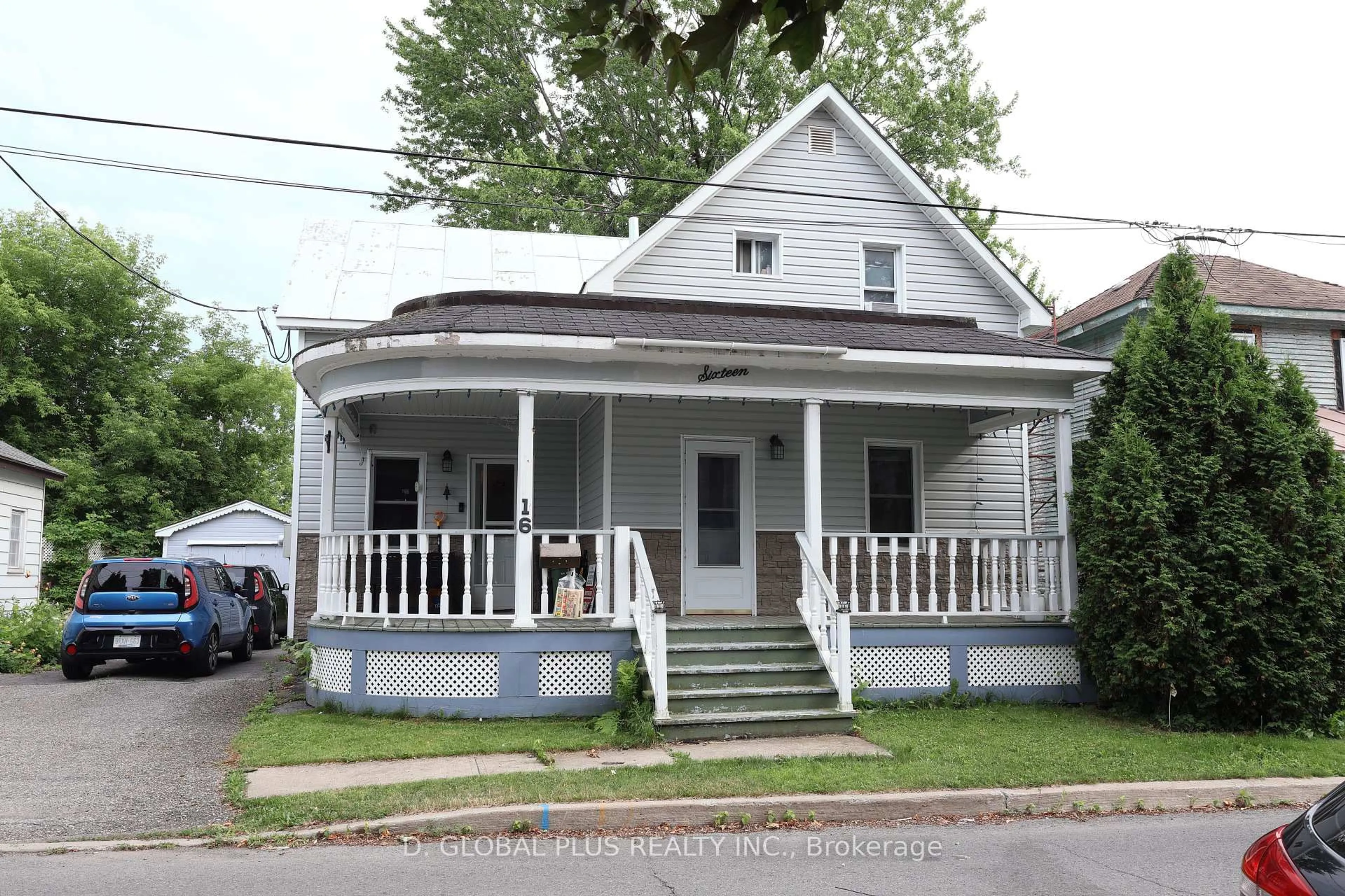 Home with vinyl exterior material, street for 16 Smith Ave, Cornwall Ontario K6J 1E9
