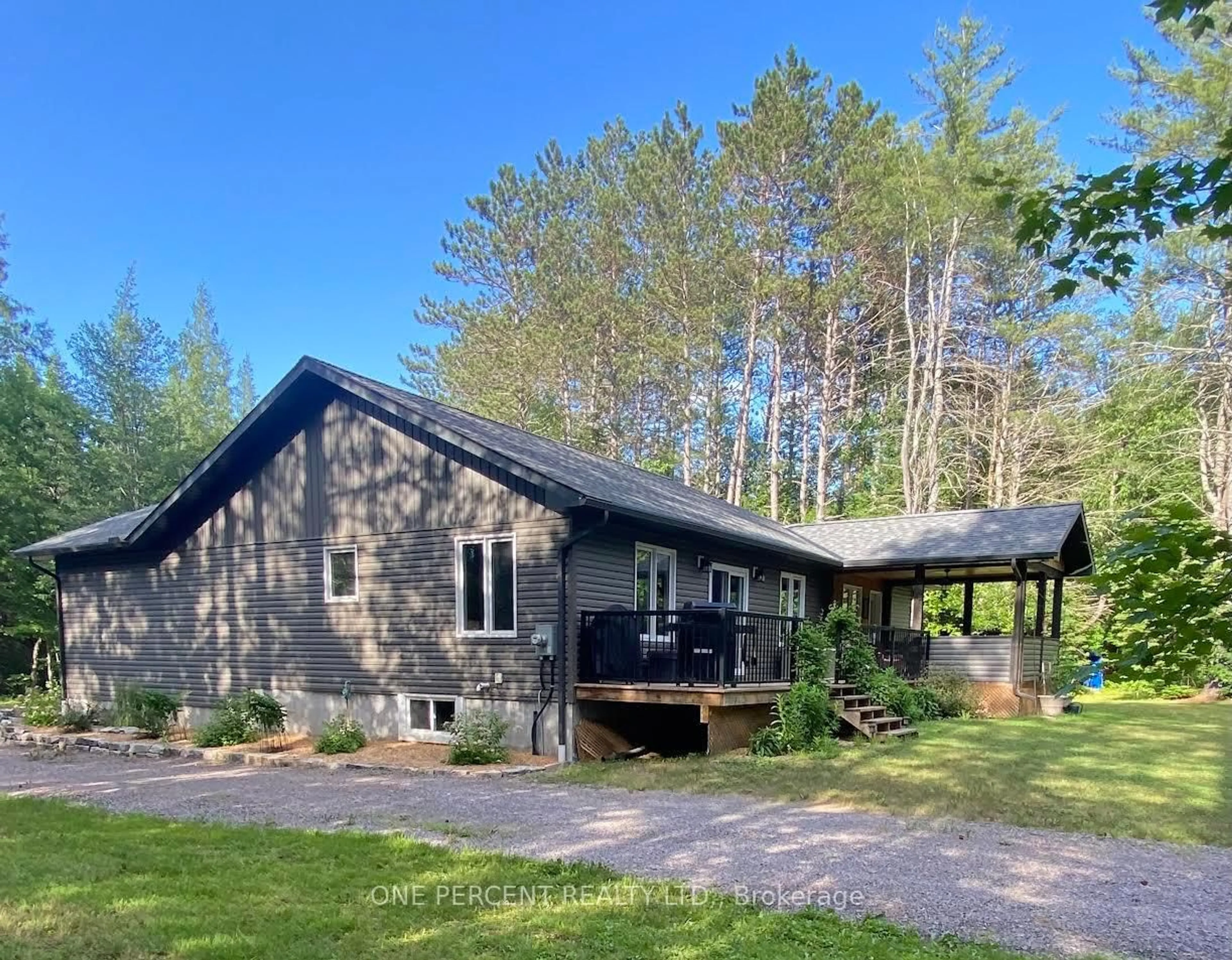 Unknown for 2241 Lone Pine Dr, Huntsville Ontario P0B 1L0