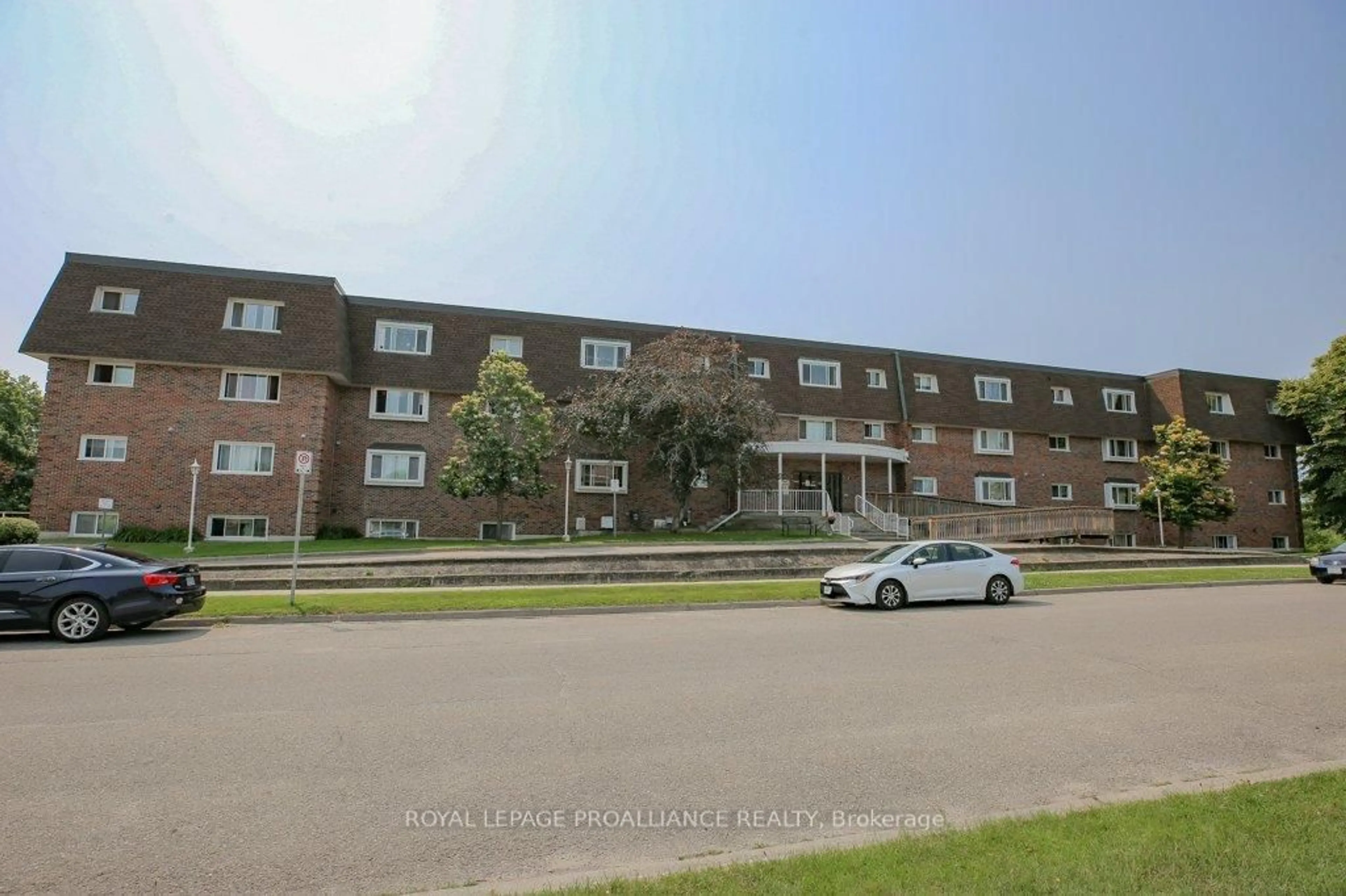 Unknown for 845 Kyle Crt #405, Brockville Ontario K6V 6K7