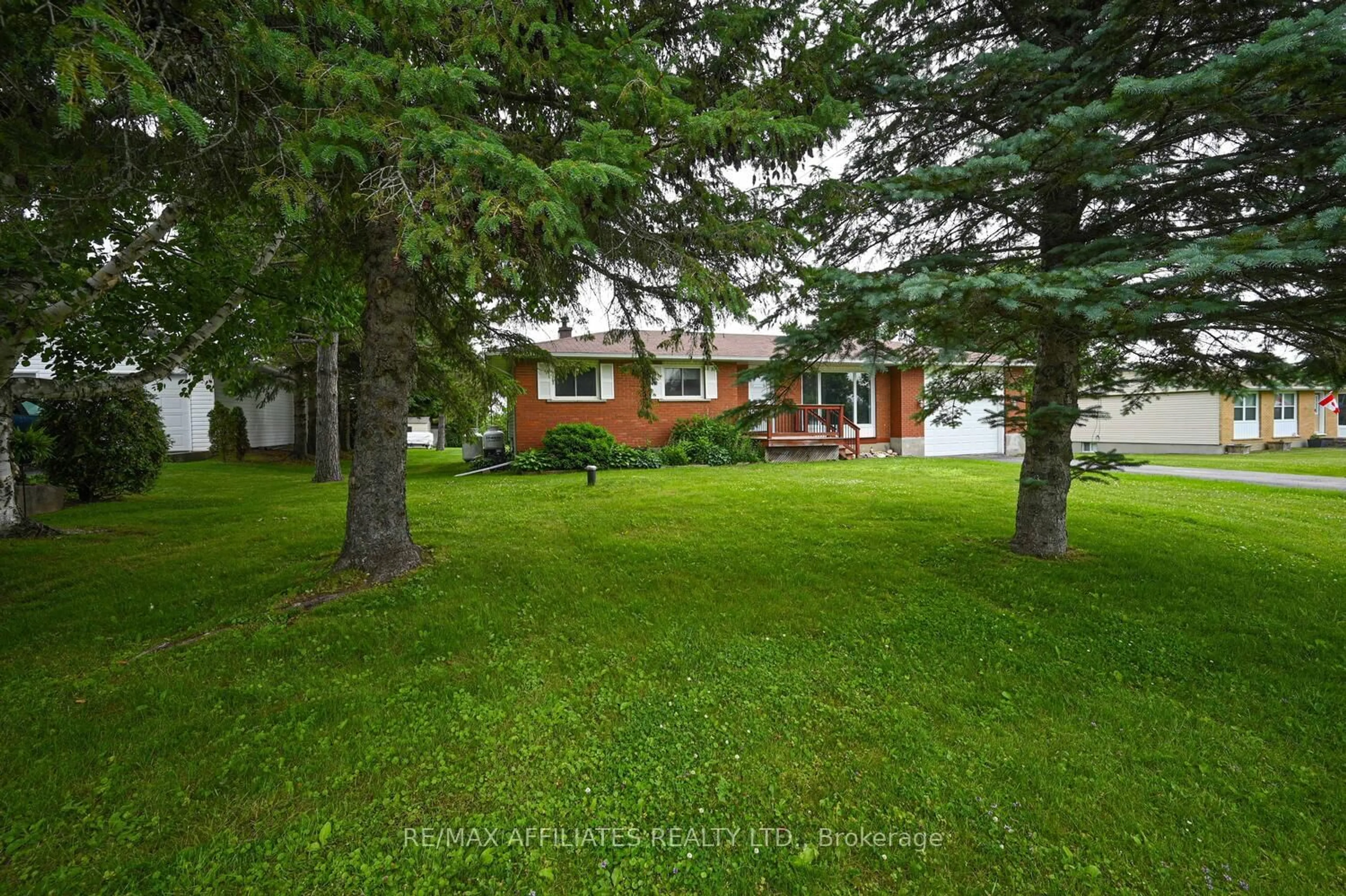 A pic from outside/outdoor area/front of a property/back of a property/a pic from drone, street for 55 Poonamalie Rd, Rideau Lakes Ontario K7A 5B8