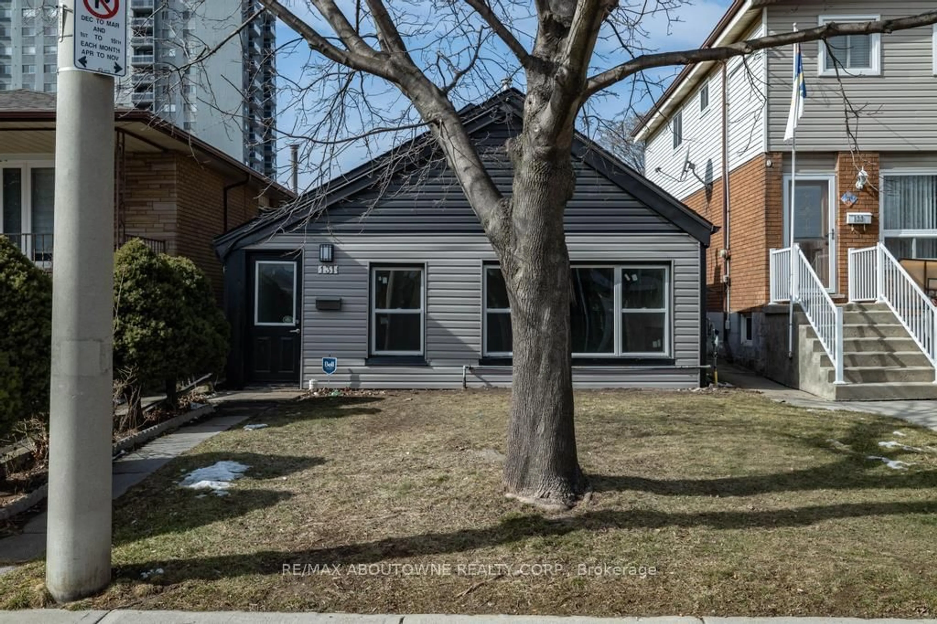 Unknown for 131 West Ave, Hamilton Ontario L8L 5C4