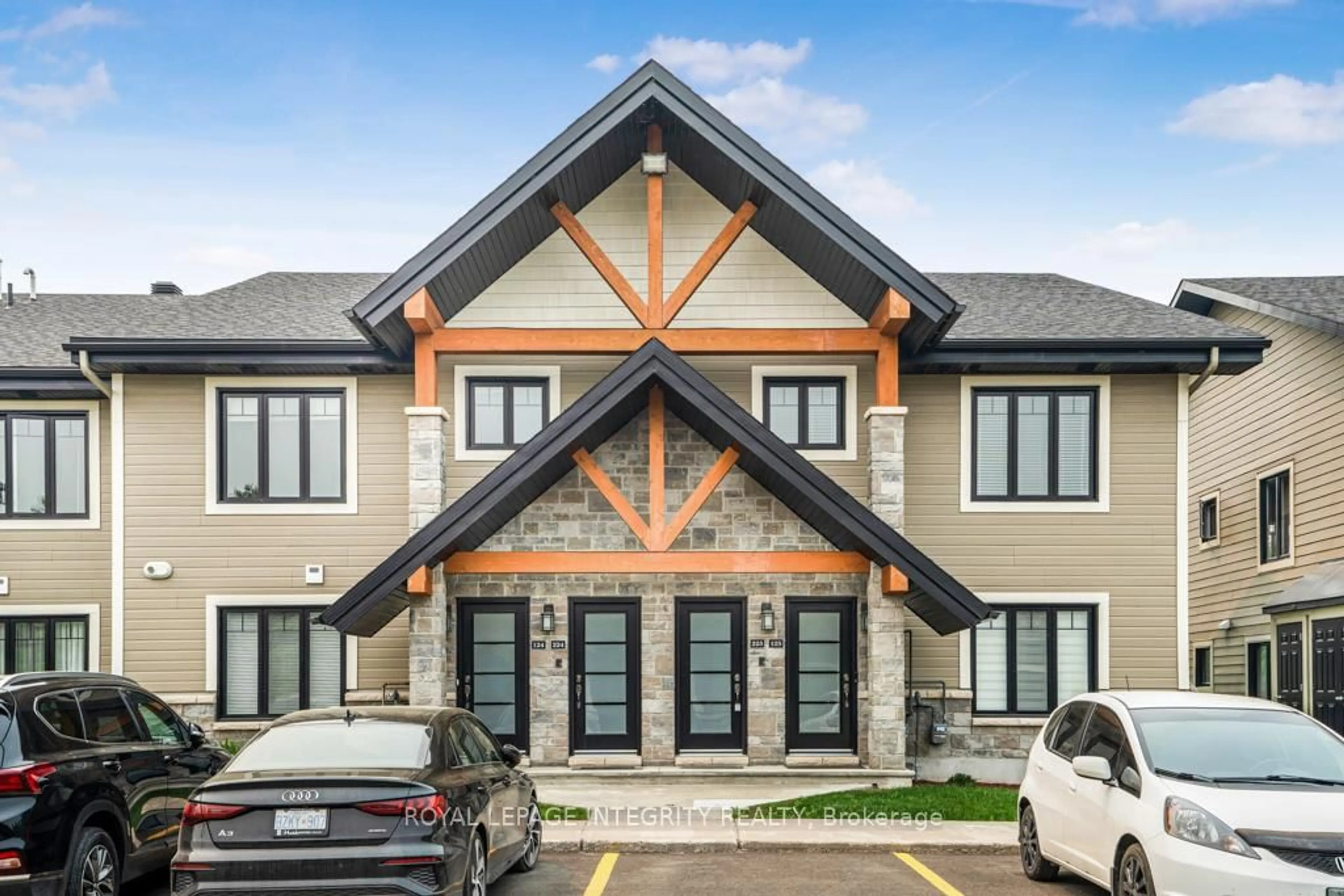Home with vinyl exterior material, unknown for 292 Masters Lane #225, Clarence-Rockland Ontario K4K 0K5
