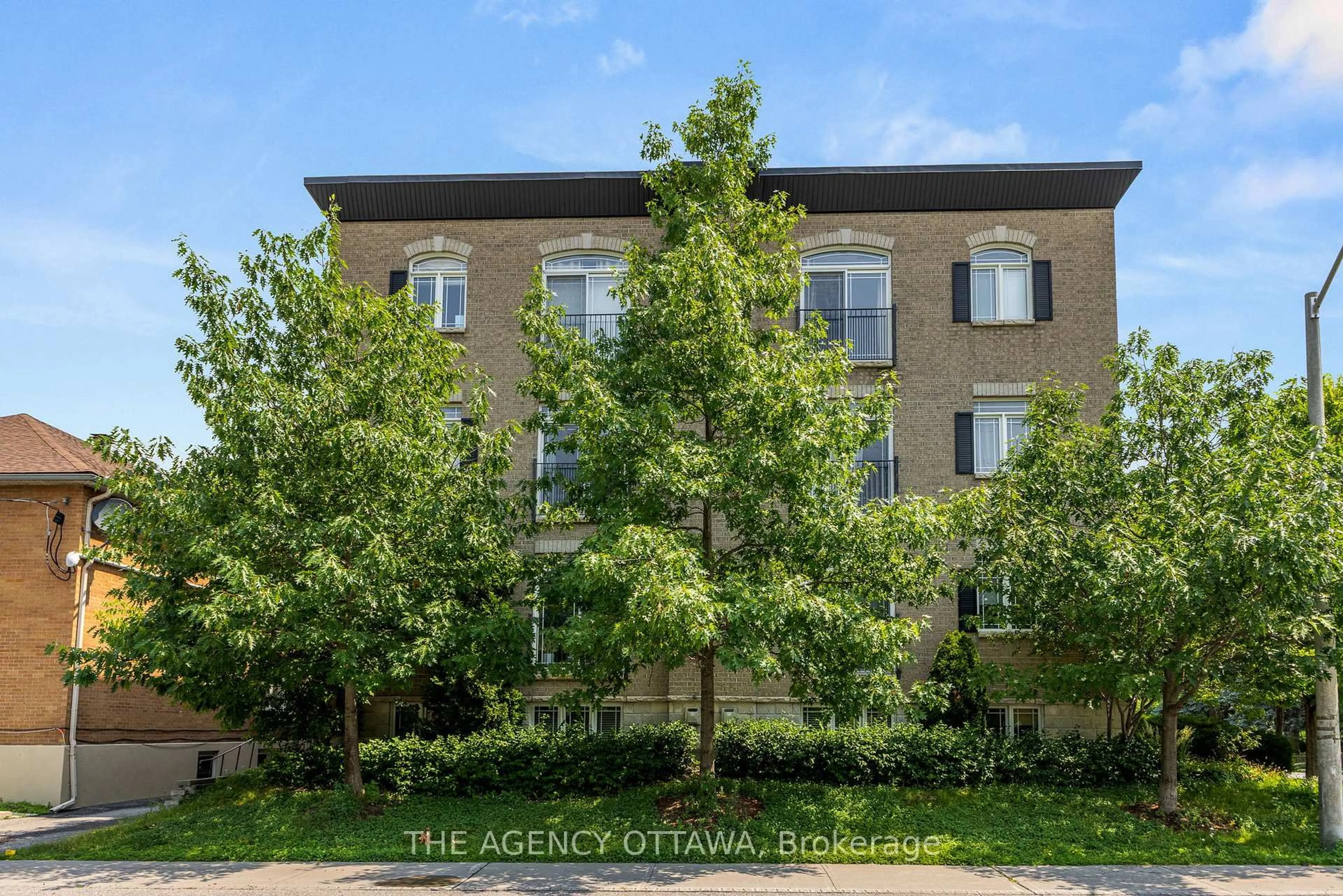 Unknown for 711 CHURCHILL Ave #203, Ottawa Ontario K1Z 7J9