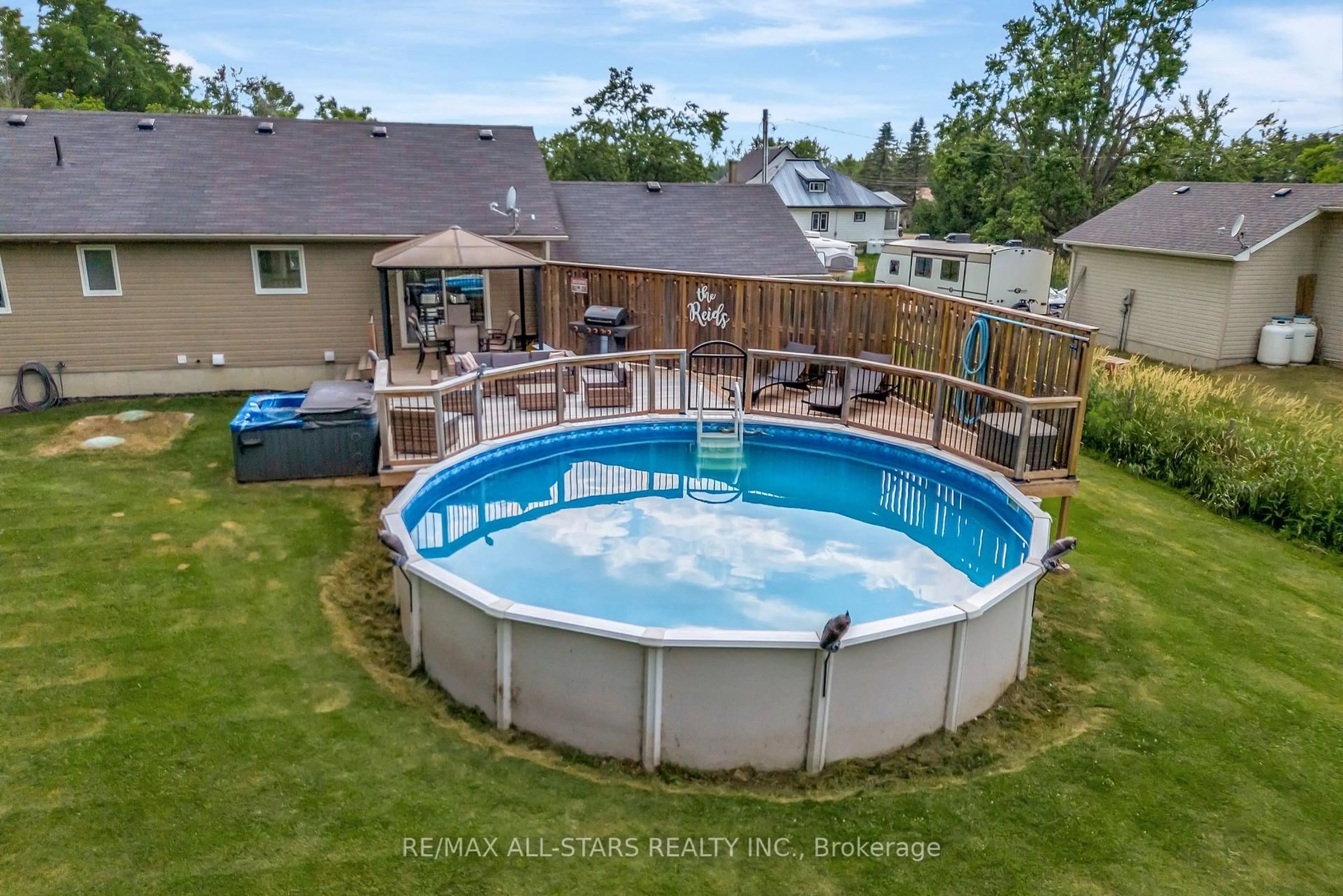 Pool for 2 King St, Kawartha Lakes Ontario K0M 2T0