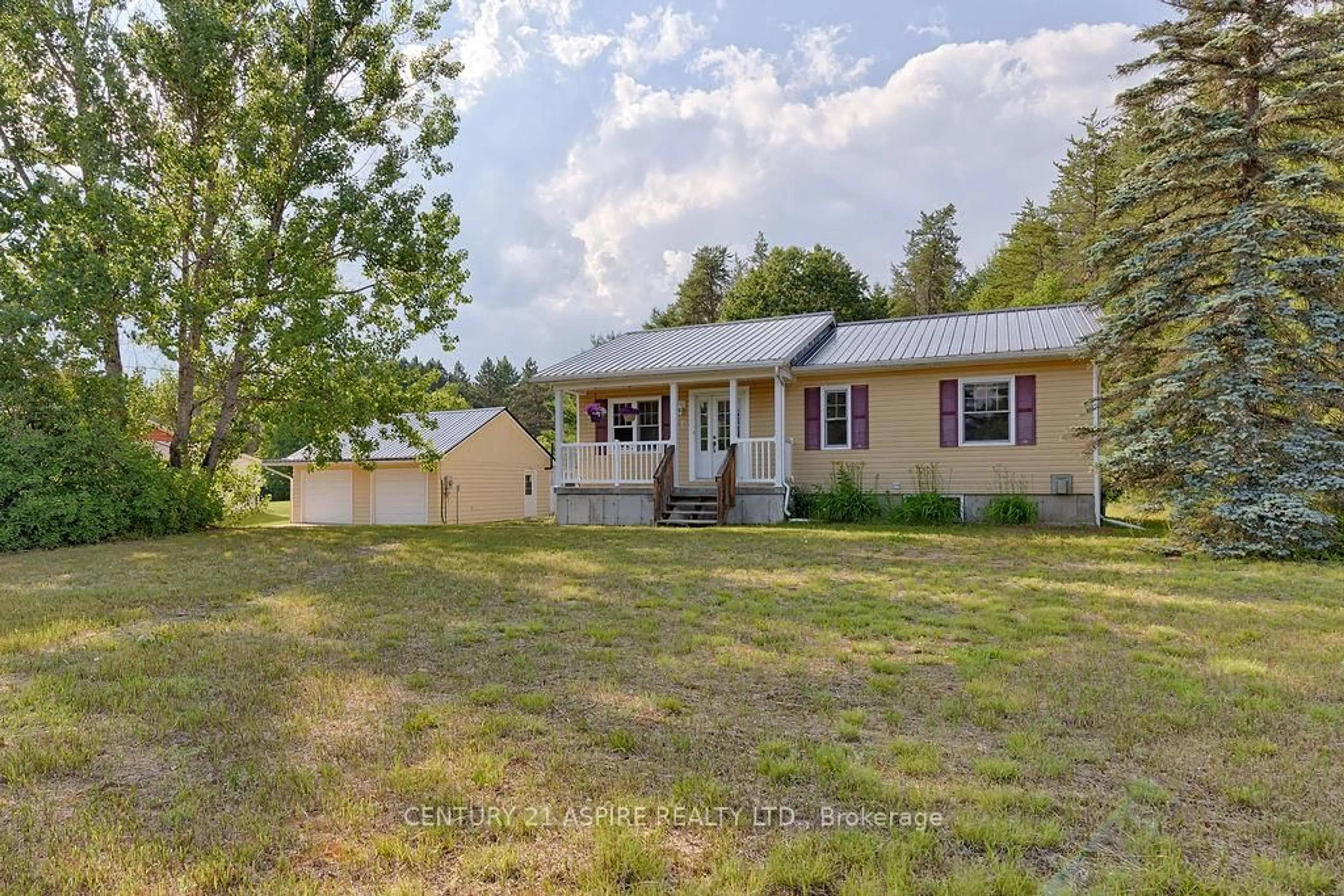 A pic from outside/outdoor area/front of a property/back of a property/a pic from drone, unknown for 157 Plant Rd, Chalk River Ontario K0J 1J0
