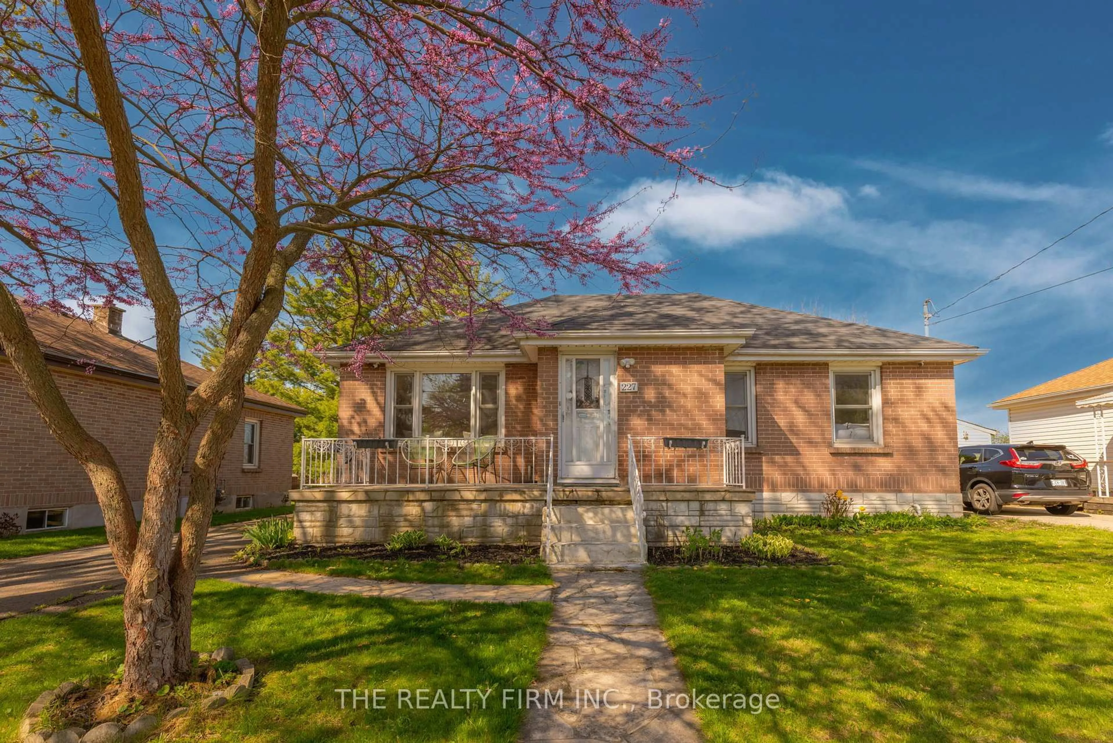 Home with brick exterior material, street for 227 Vancouver St, London East Ontario N5W 4R9