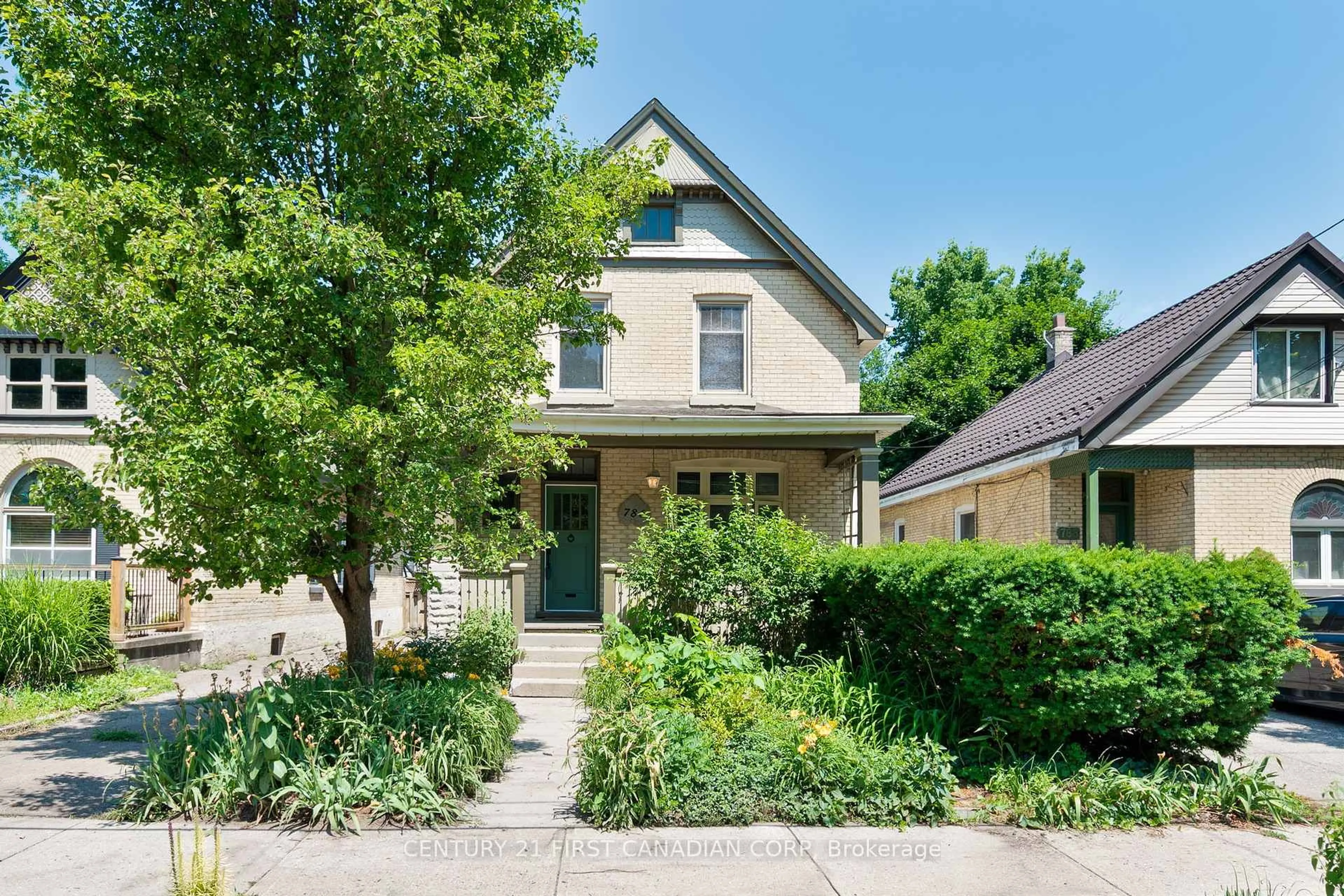 Home with brick exterior material, street for 786 Dufferin Ave, London East Ontario N5W 3K1